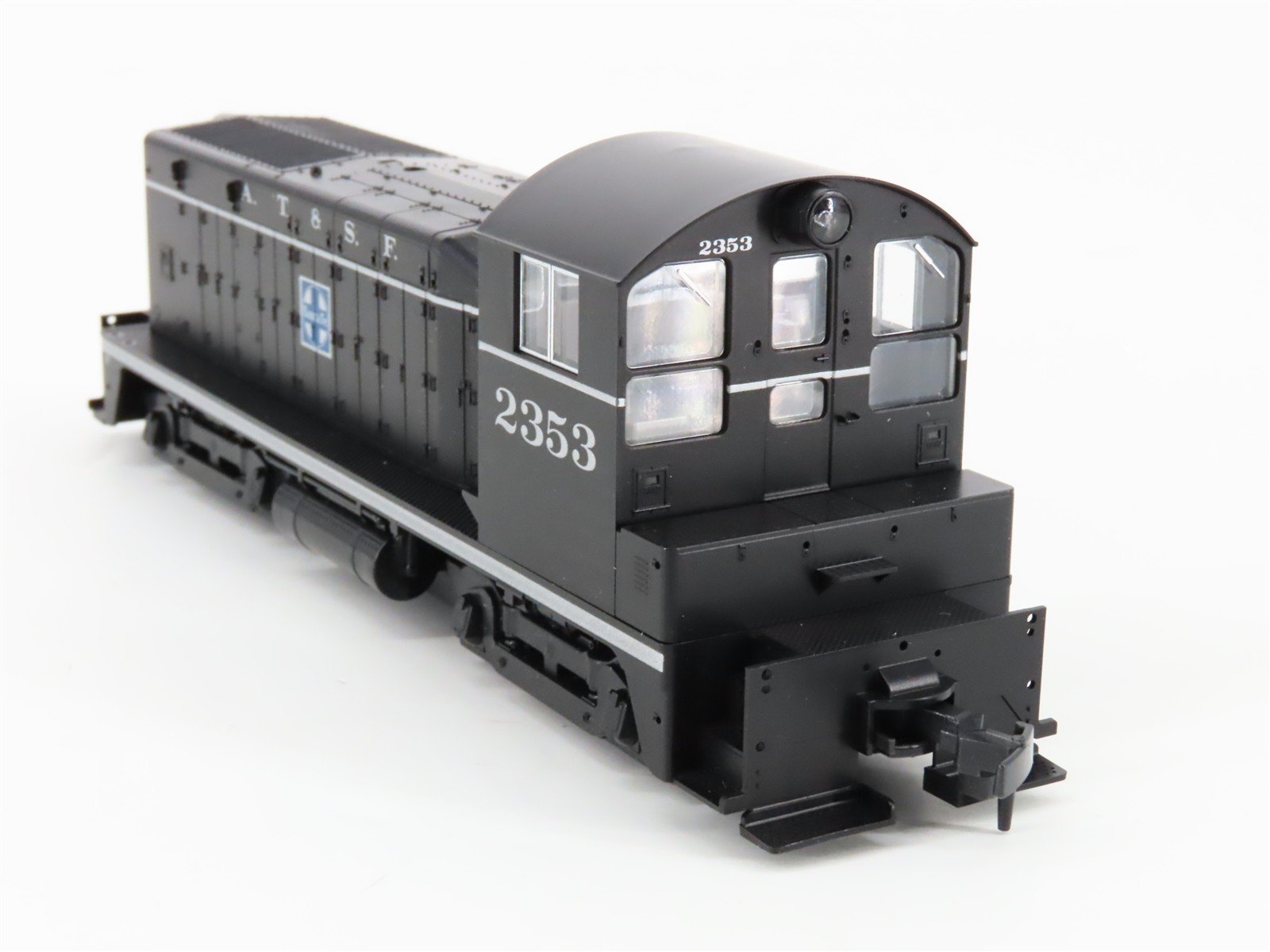 HO Scale Kato 37-101 ATSF Santa Fe NW2 Diesel Locomotive #2353