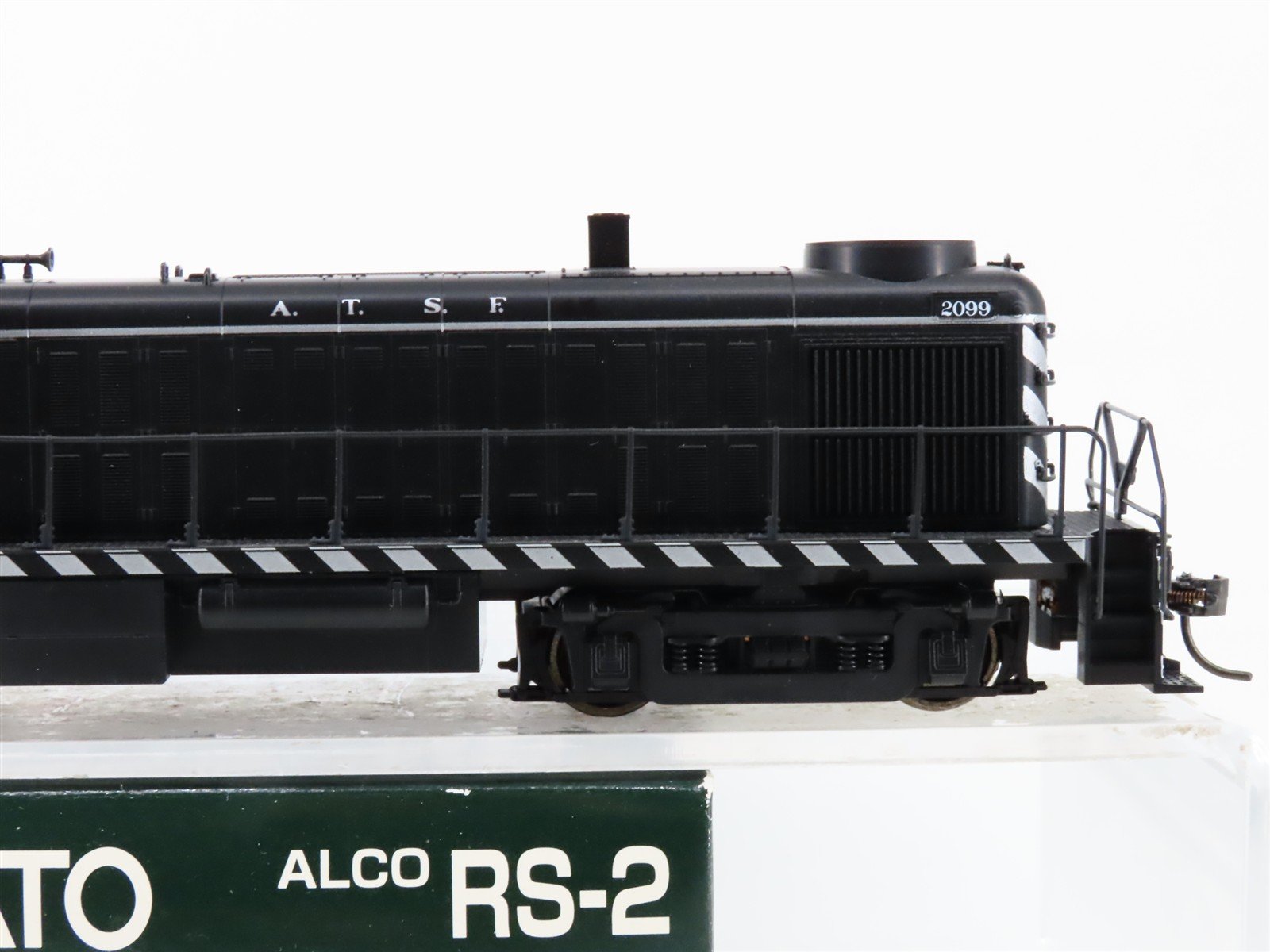 HO Scale Kato 37-2501 ATSF Santa Fe RS-2 Diesel Locomotive #2099 wDCC