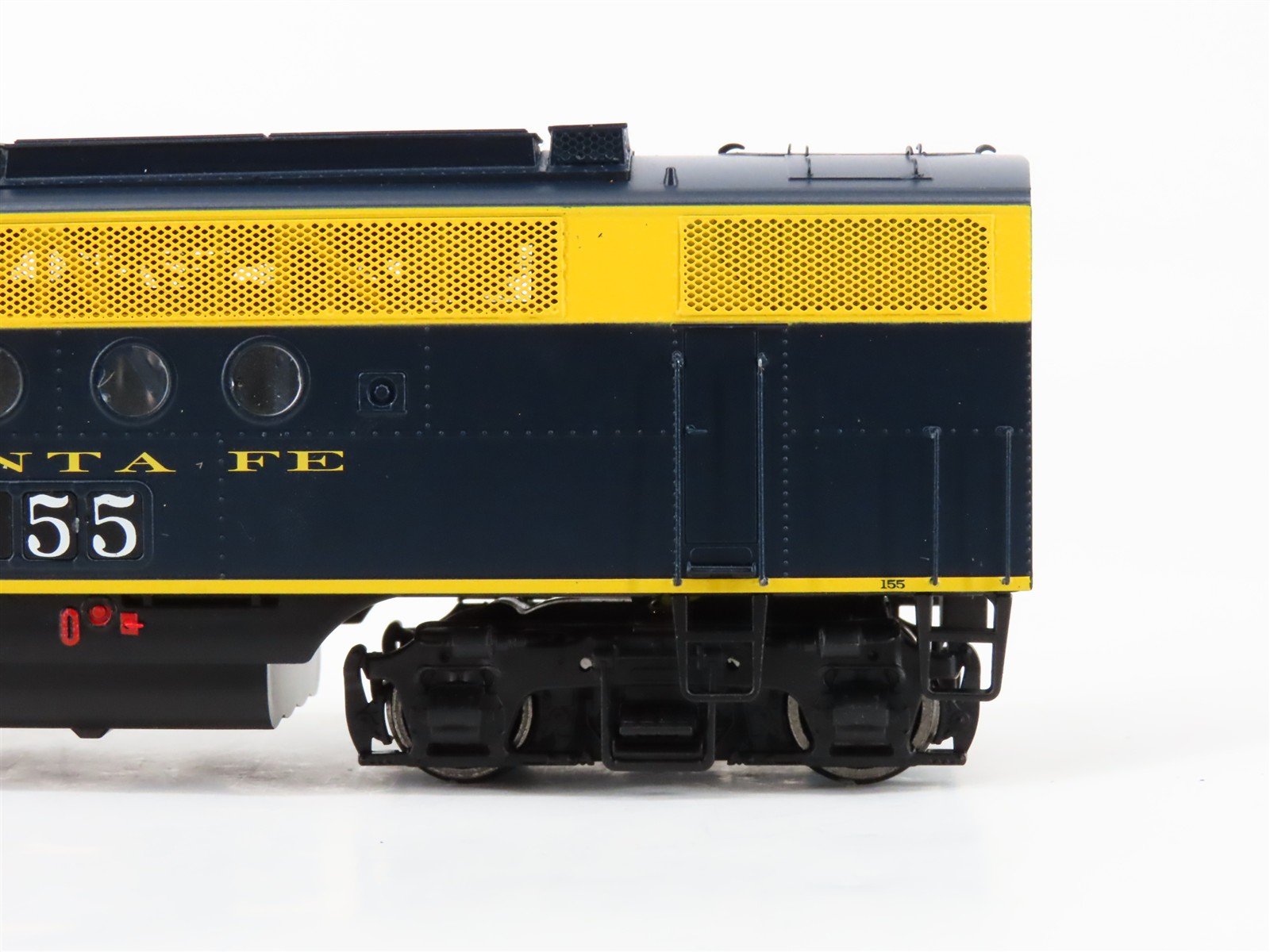 HO Scale Intermountain 49213-04 ATSF Santa Fe FT A/B Diesel Locomotive Set wDCC