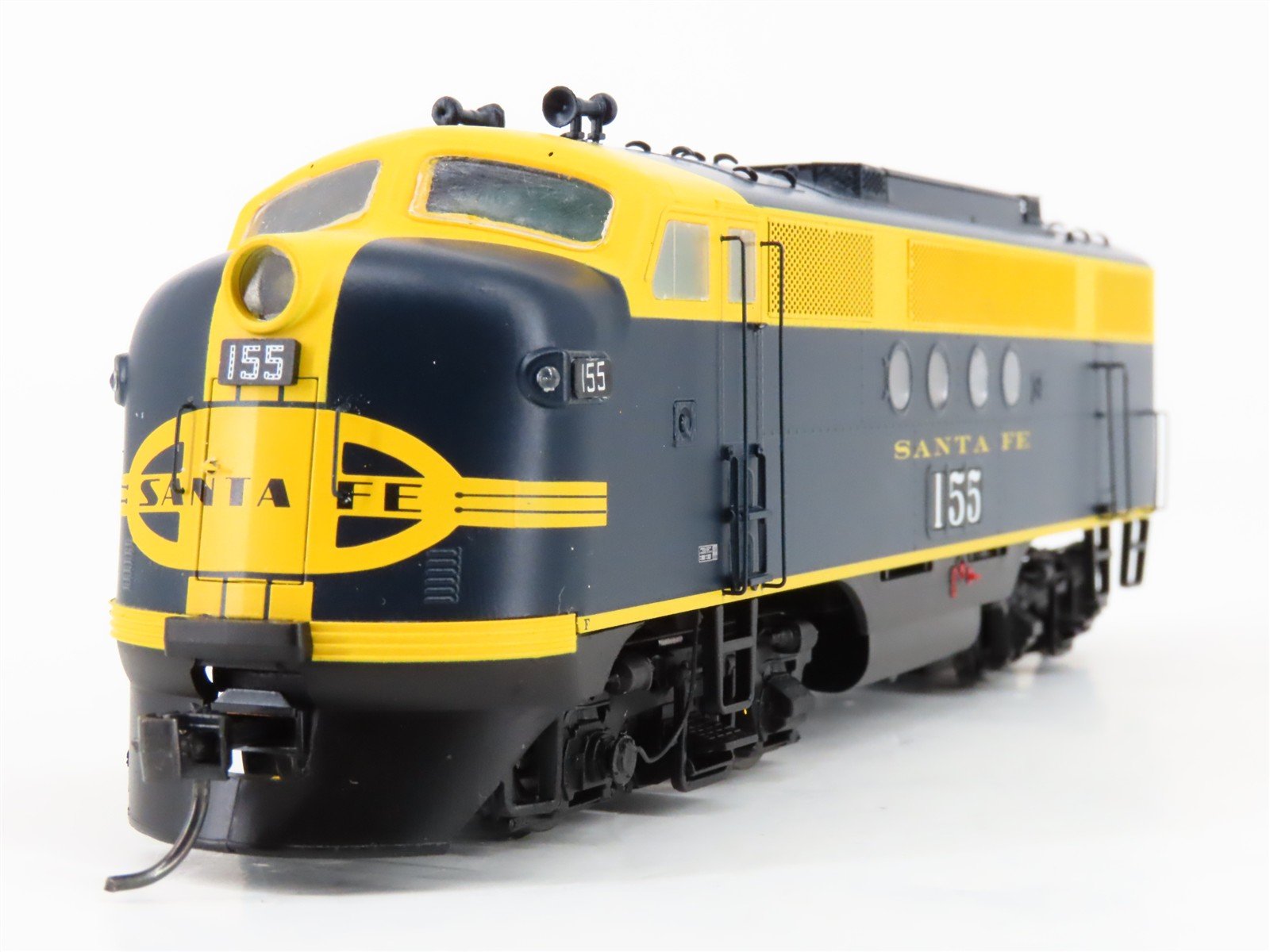 HO Scale Intermountain 49213-04 ATSF Santa Fe FT A/B Diesel Locomotive Set wDCC