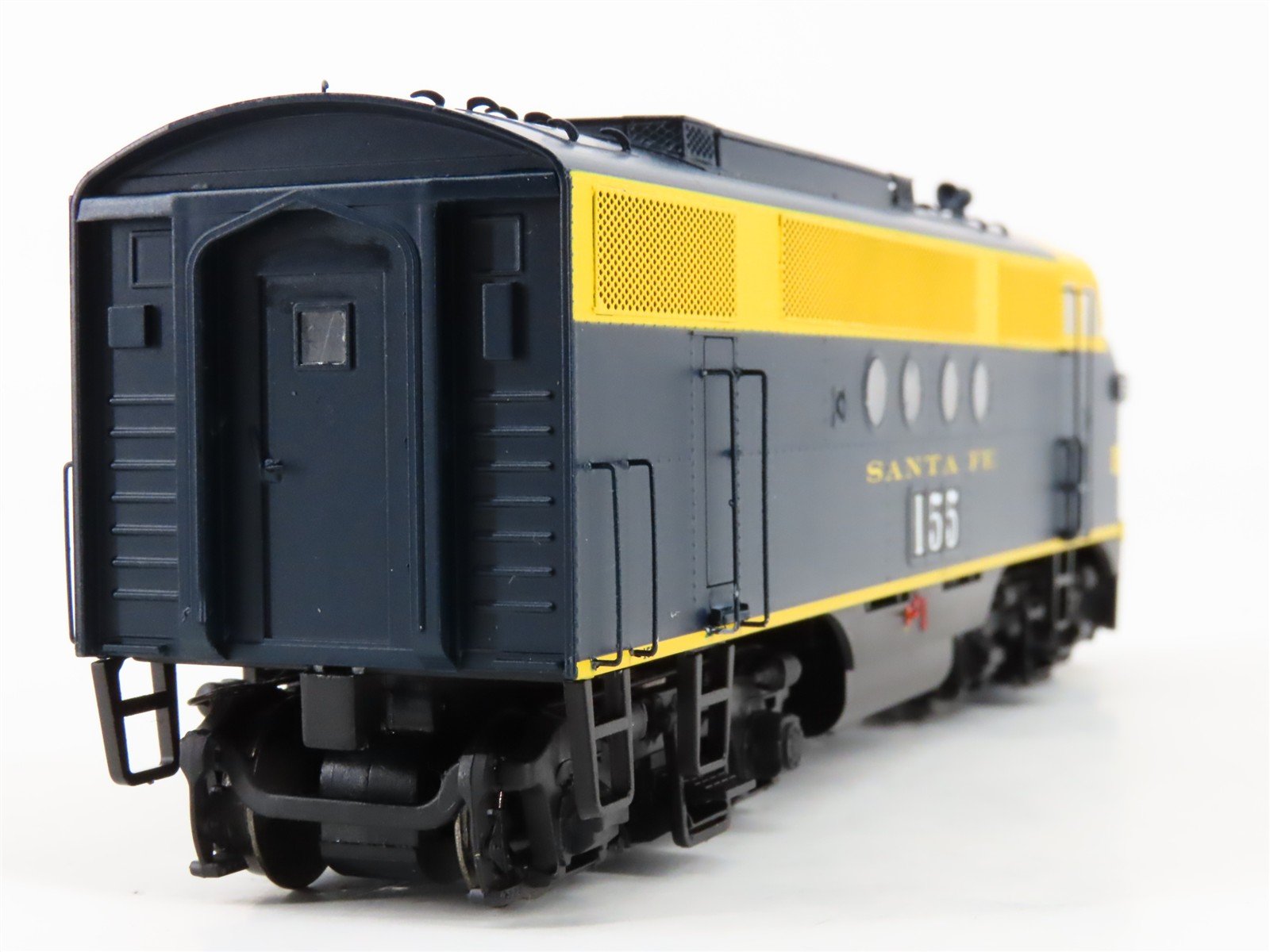 HO Scale Intermountain 49213-04 ATSF Santa Fe FT A/B Diesel Locomotive Set wDCC
