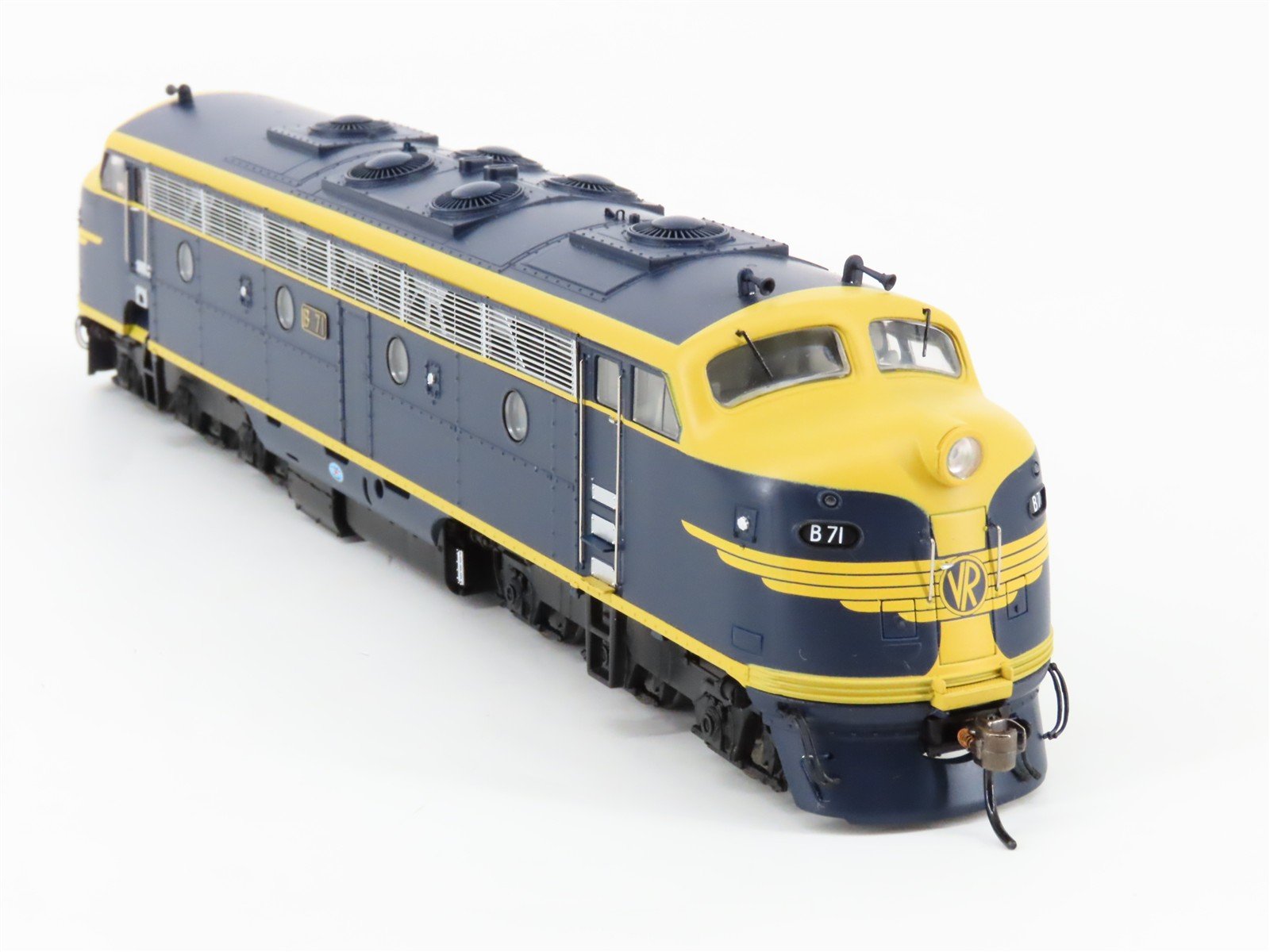 HO Scale Auscision AM11642s VR Victorian Railway B Class Diesel #71 wDCC & Sound