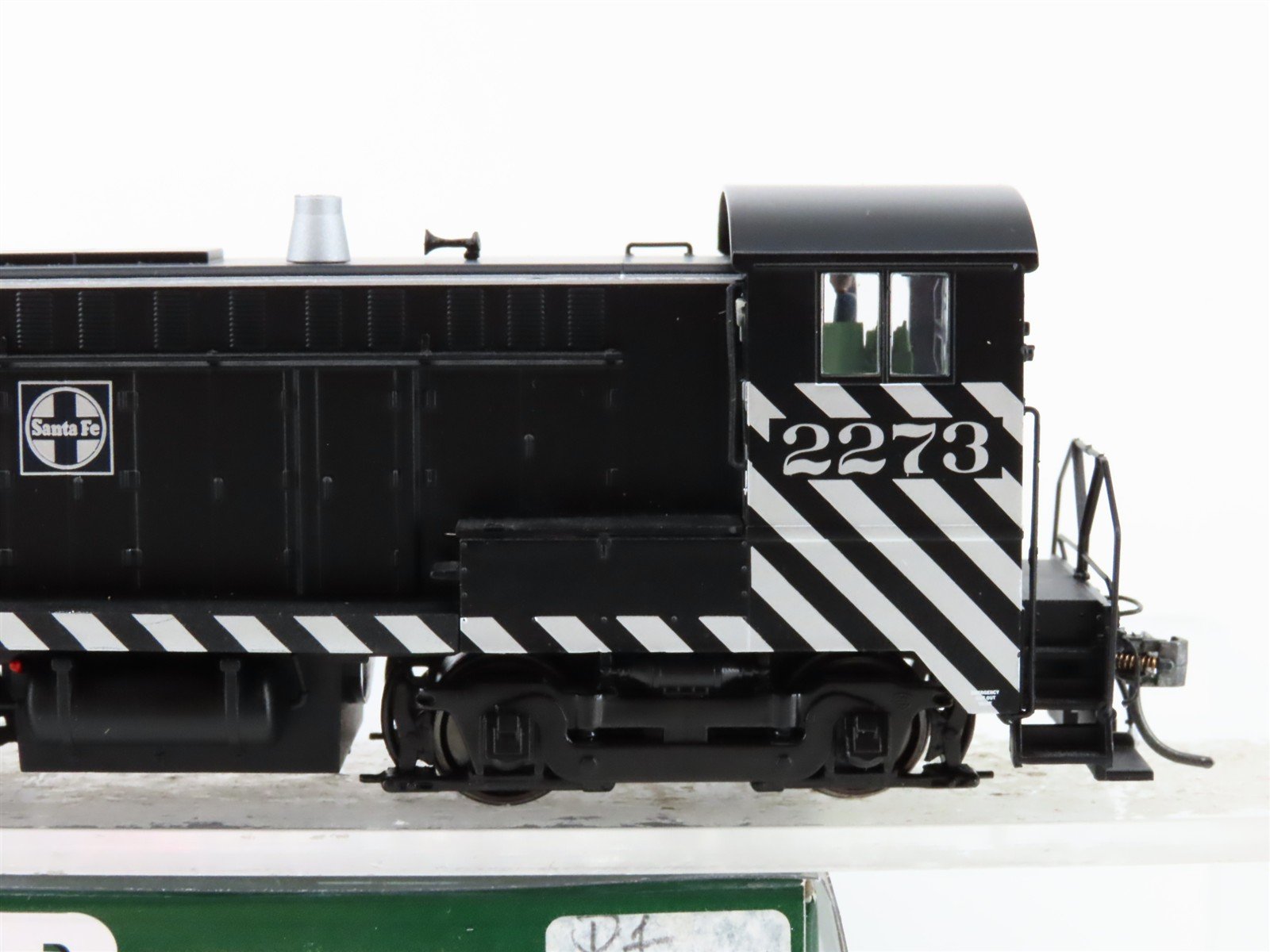 HO Scale Bowser 23760 ATSF Santa Fe DS4-4-1000 Diesel Loco #2273 wDCC & Sound