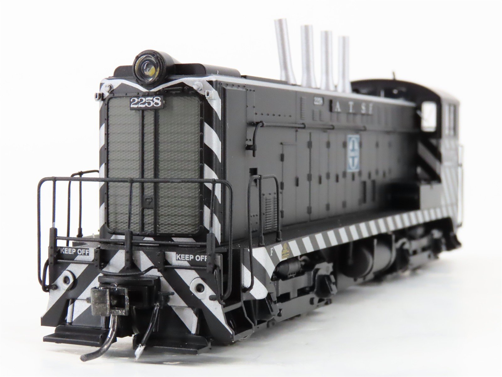HO Scale Bowser 24211 ATSF Santa Fe VO-1000 Diesel Loco #2258 wDCC & Sound