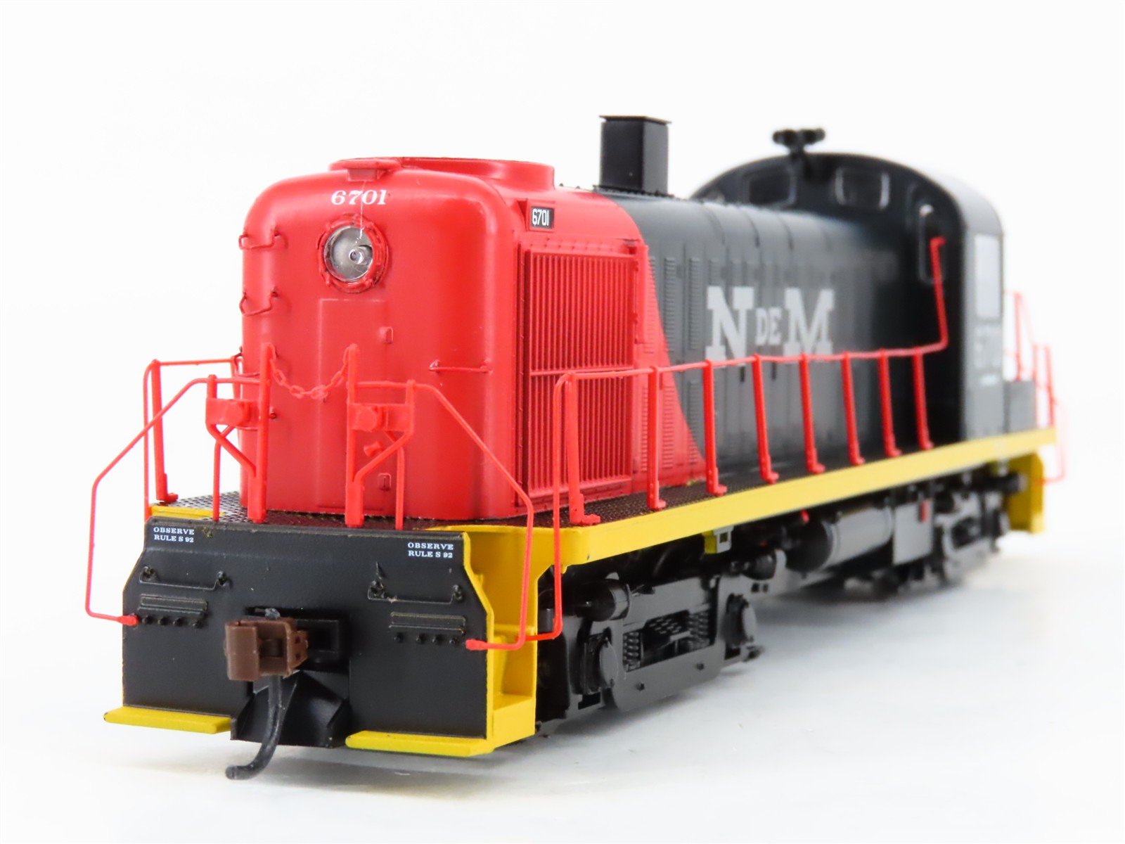 HO Scale Athearn 96762 NdeM Nacionales de Mexico RS-3 Diesel Loco #6701