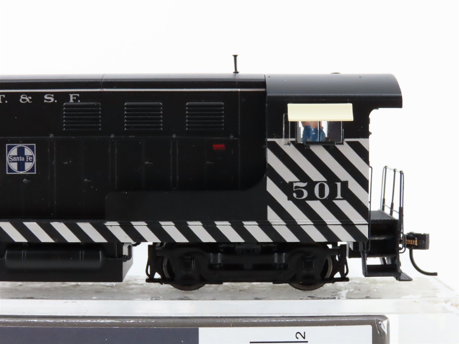 HO Scale Walthers Proto 920-47825 ATSF Santa Fe H10-44 Diesel Locomotive #501