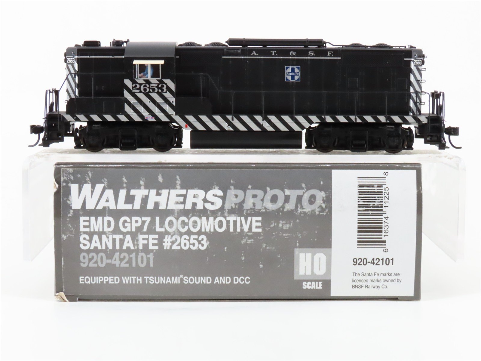 HO Scale Walthers Proto 920-42101 ATSF Santa Fe GP7 Diesel #2653 wDCC & Sound