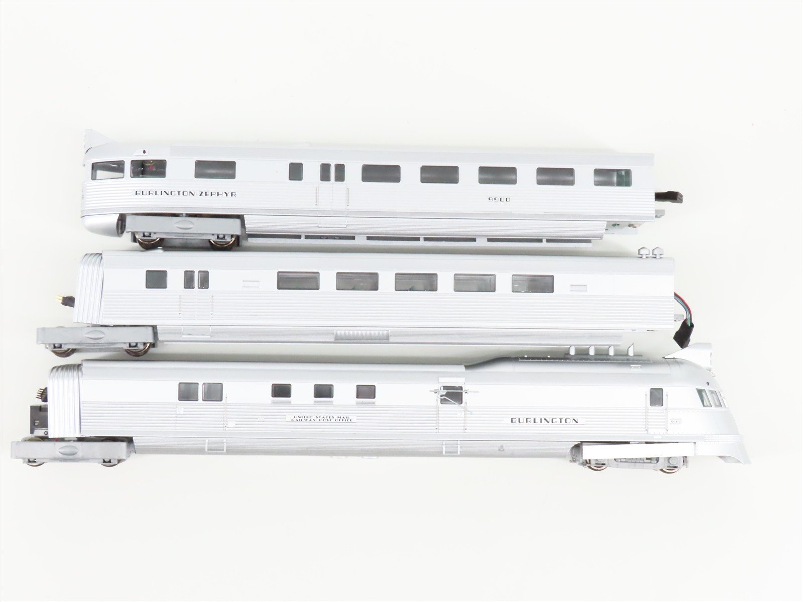 HO Con-Cor 001-008724 Burlington WWII Pioneer Zephyr Diesel Passenger Set wDCC