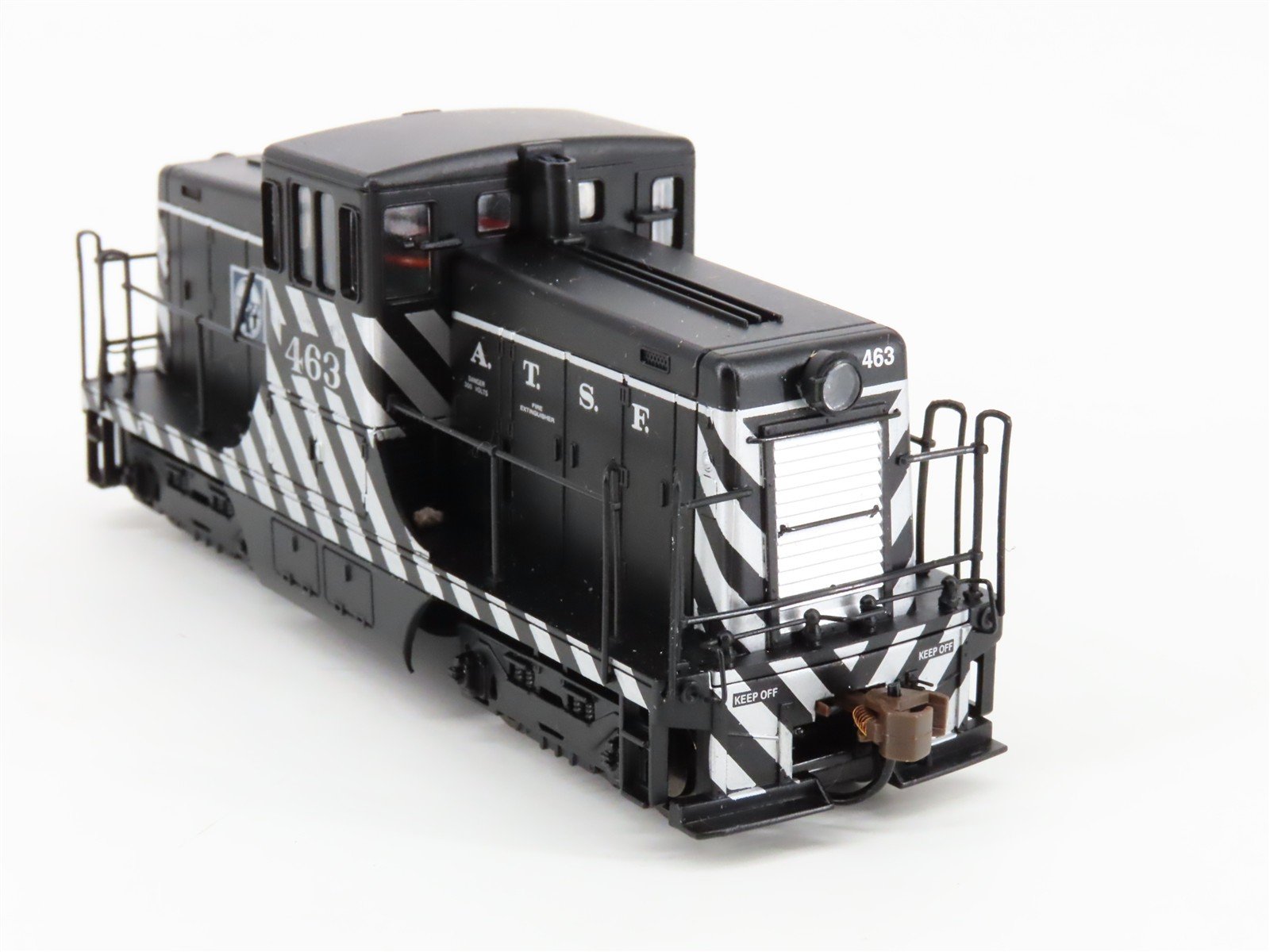HO Scale Bachmann ATSF Santa Fe GE 44-Tonner Diesel Locomotive #463 wDCC