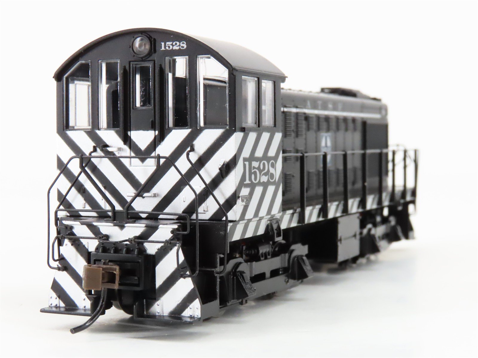 HO Scale Bachmann ATSF Santa Fe S-1 Diesel Locomotive #1528 wDCC & Sound