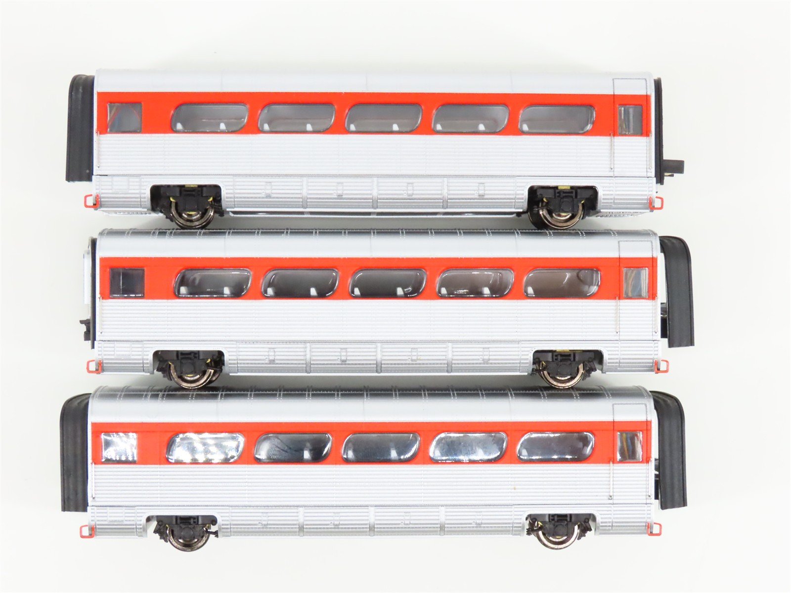 HO Scale Con-Cor 0001-008753 NYC Great Lakes AeroTrain Passenger 3-Car Add-On