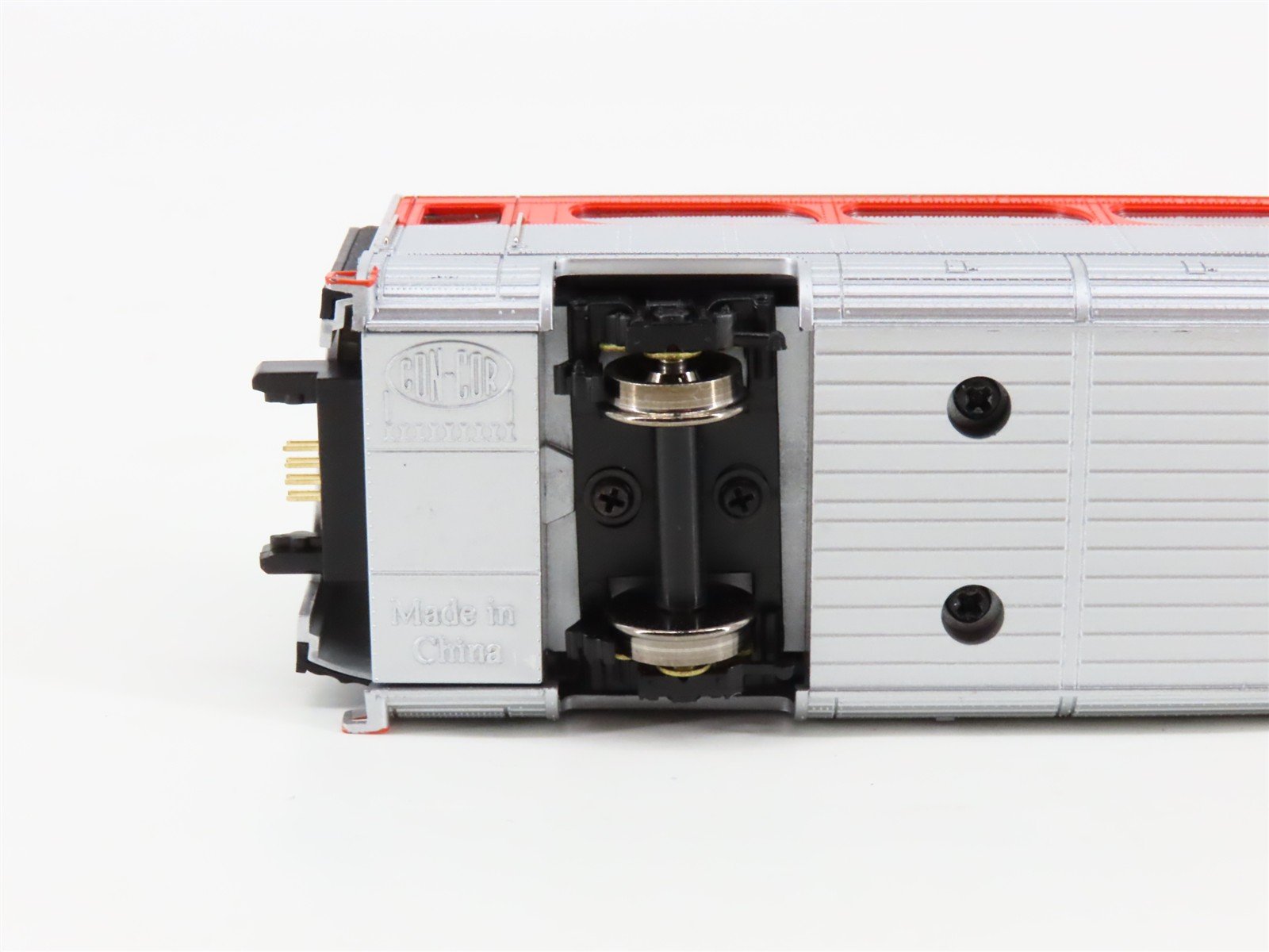 HO Scale Con-Cor AeroTrain Add-On Passenger Car