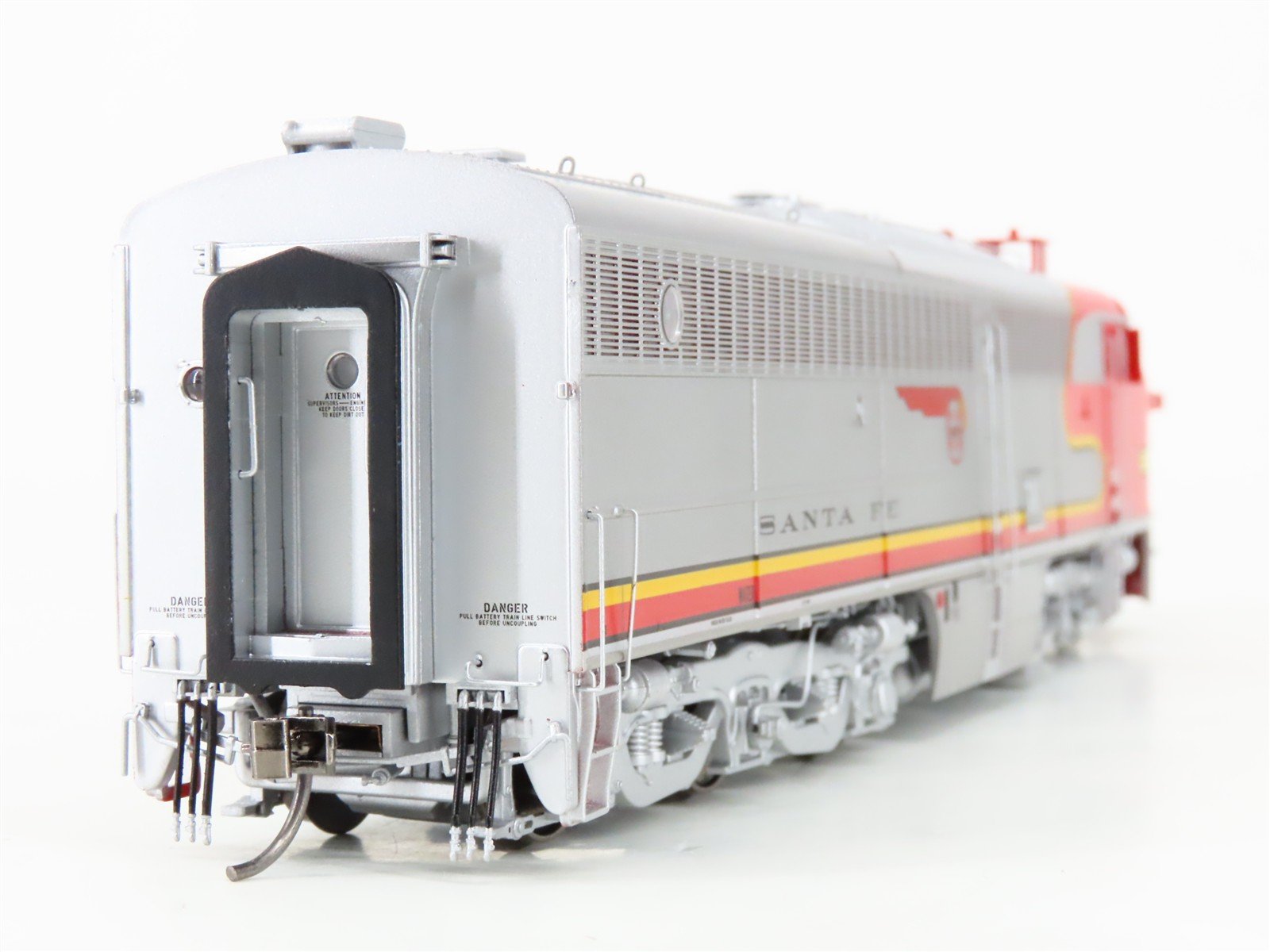 HO Scale Rapido 23546 ATSF Santa Fe Alco PA-1/PB-1 Diesel Loco Set wDCC & Sound