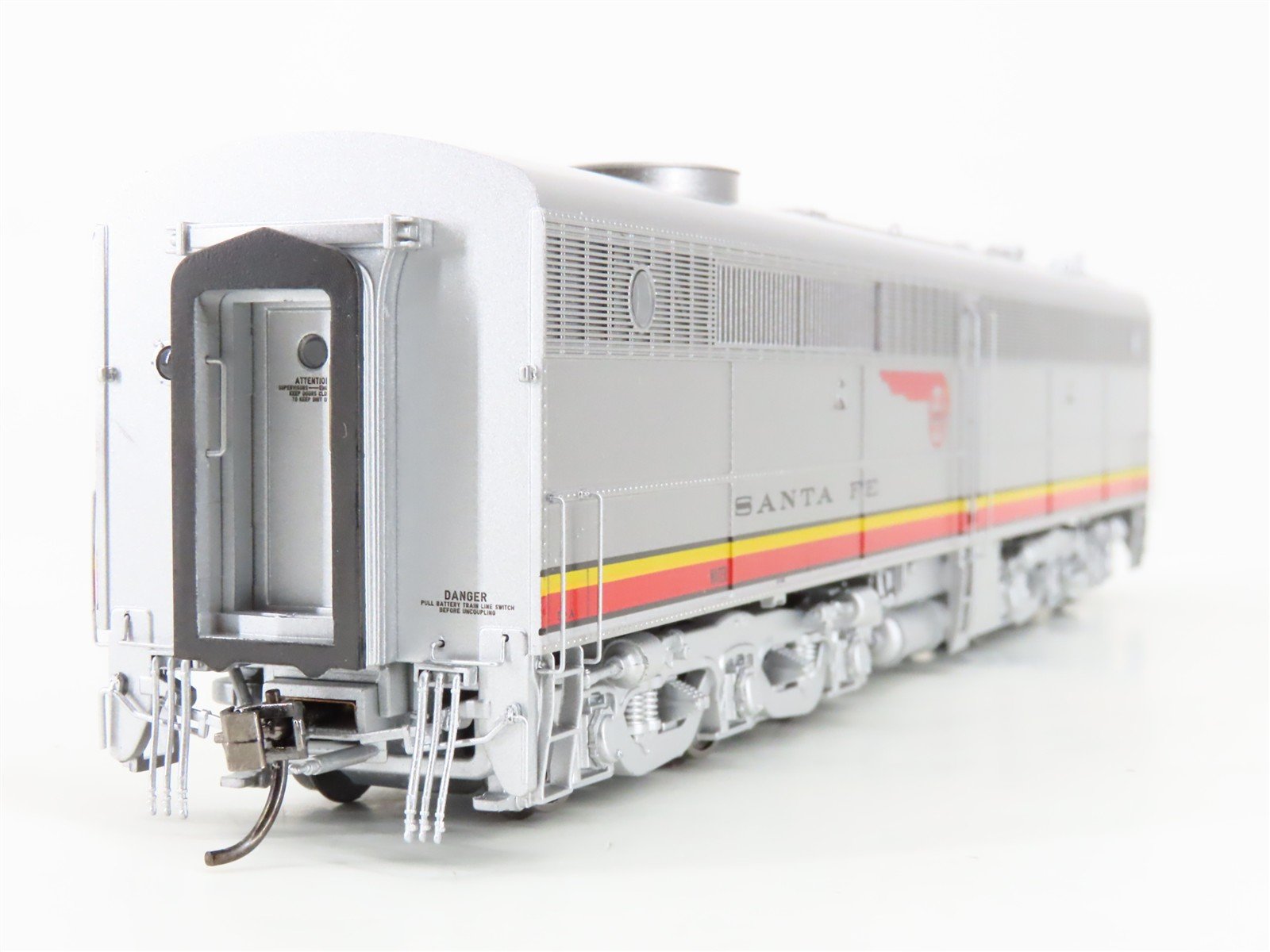 HO Scale Rapido 23505 ATSF Santa Fe Alco PA-1/PB-1 Diesel Loco Set wDCC & Sound
