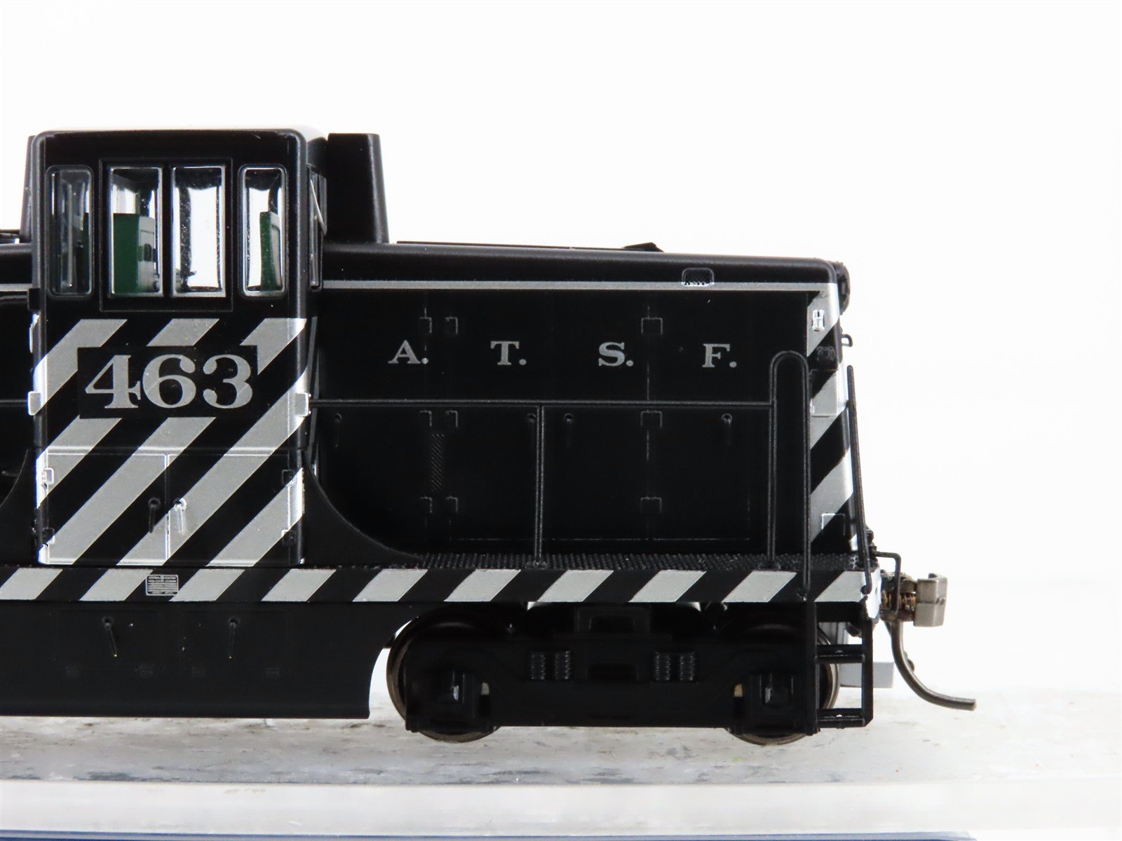 HO Scale Rapido 48501 ATSF Santa Fe GE 44-Tonner Diesel Loco #463 wDCC & Sound