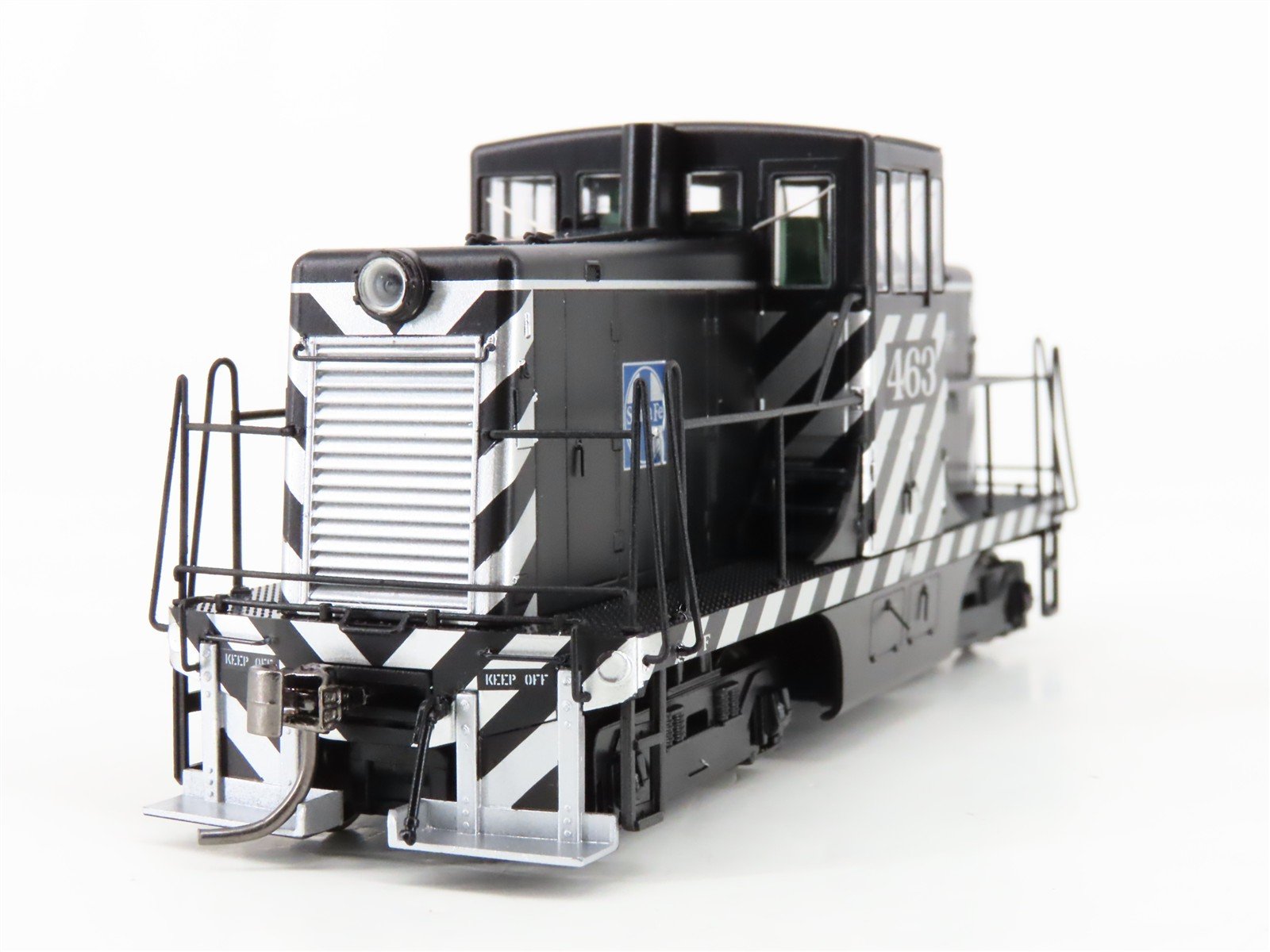 HO Scale Rapido 48501 ATSF Santa Fe GE 44-Tonner Diesel Loco #463 wDCC & Sound