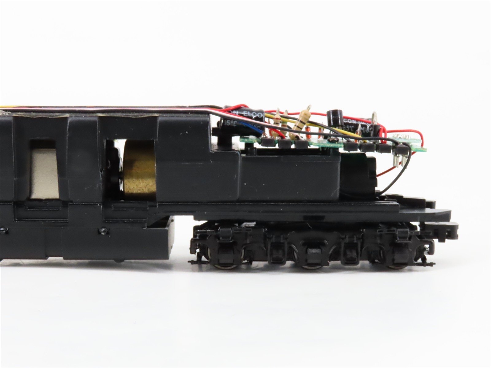 HO Scale Proto 2000 21068 RI Rock Island E7A Diesel Locomotive #633
