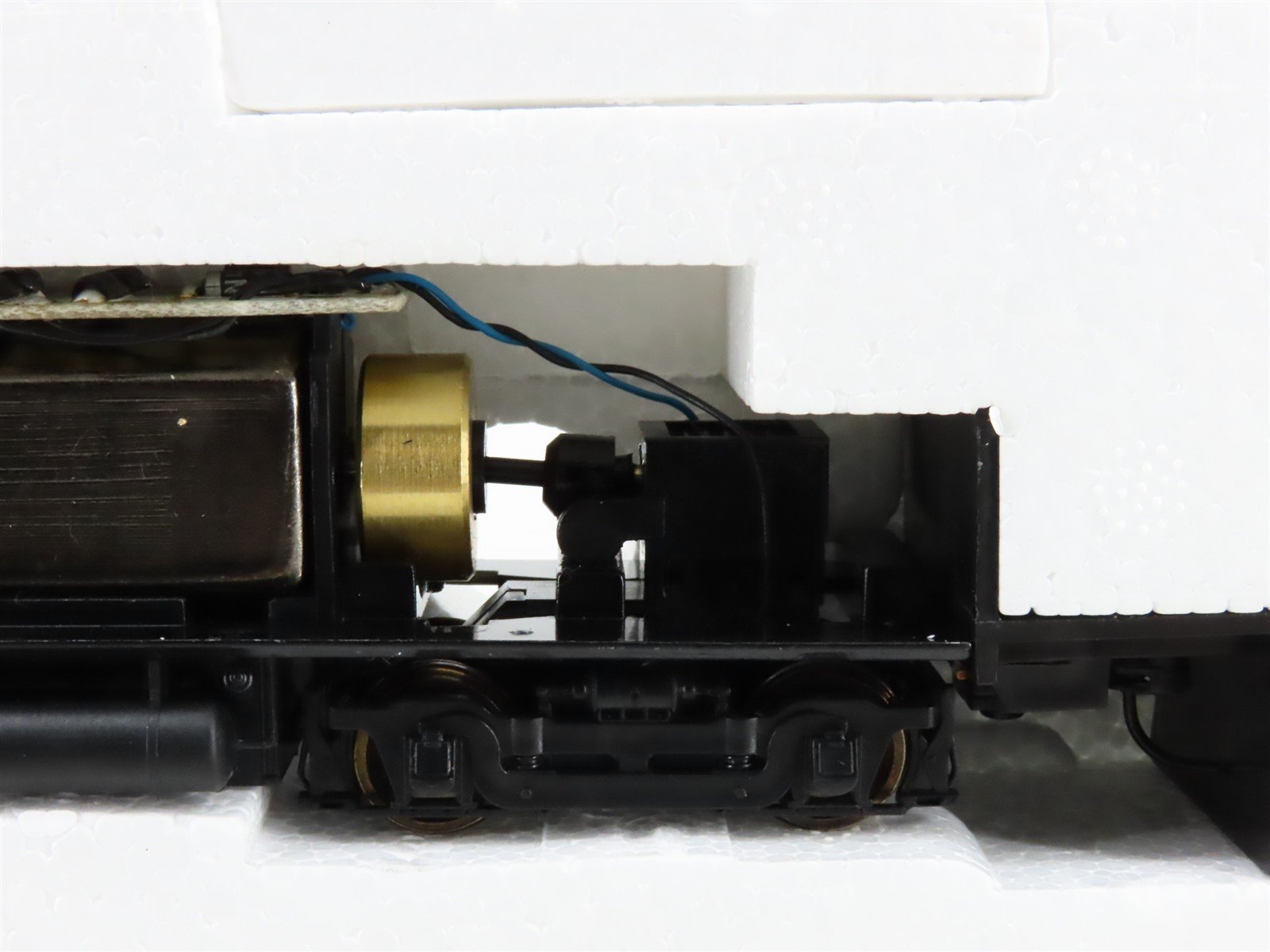 HO Scale Proto 2000 30069 RI Rock Island SW8/900/600 Diesel Locomotive #826