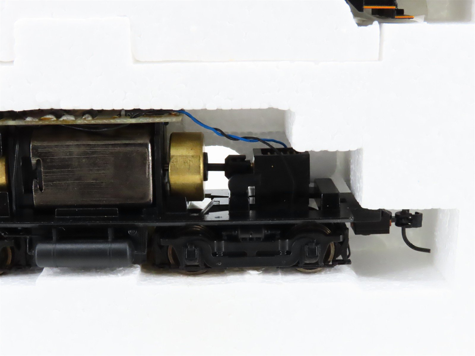 HO Scale Proto 2000 30095 T&P Texas & Pacific SW8/900/600 Diesel Locomotive #812