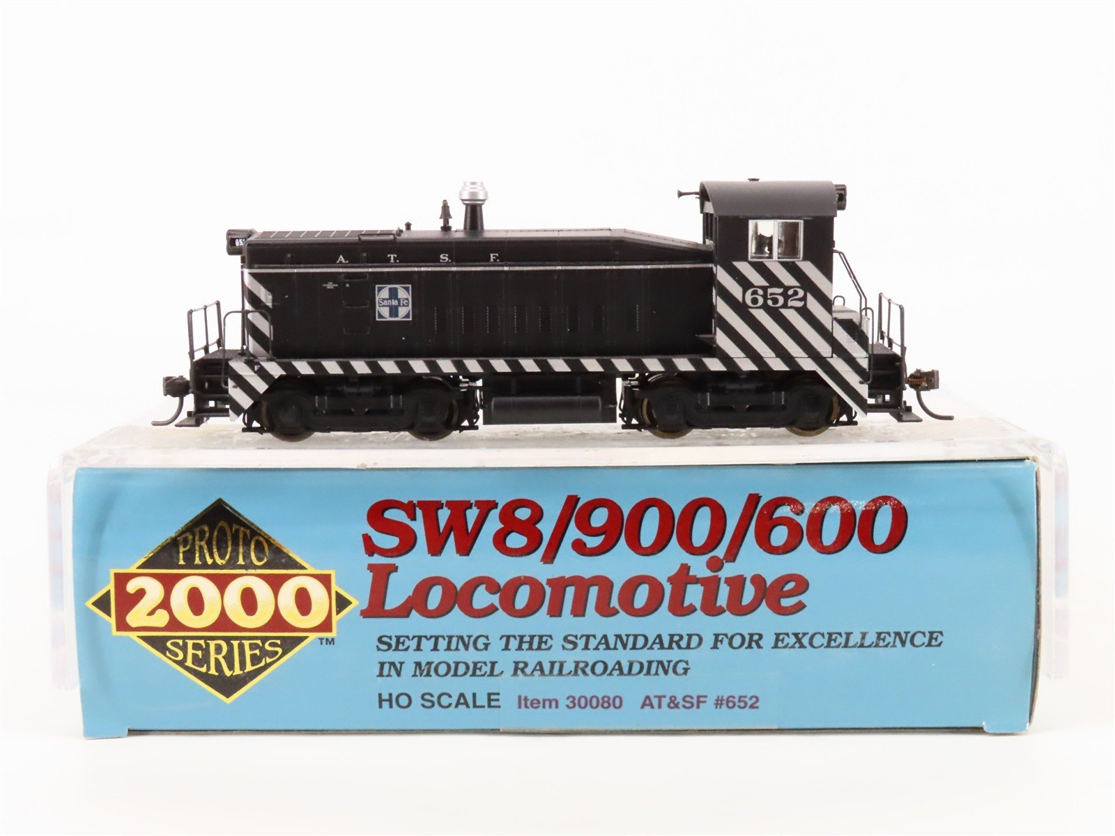 HO Scale Proto 2000 30080 ATSF Santa Fe SW8/900/600 Diesel Loco #652 wDCC