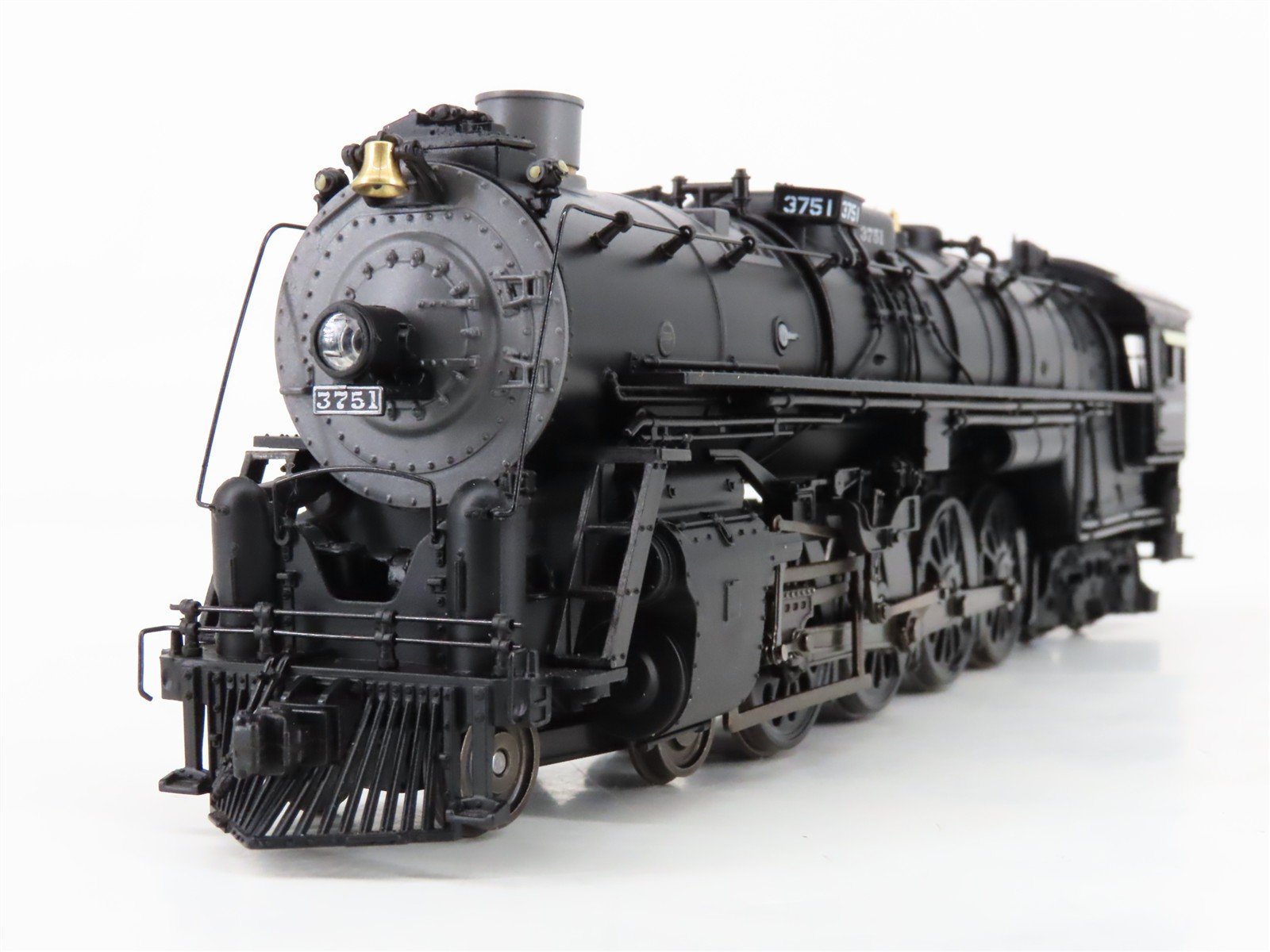 HO Scale Broadway Limited BLI 4593 ATSF Santa Fe 4-8-4 Steam #3751 wParagon3