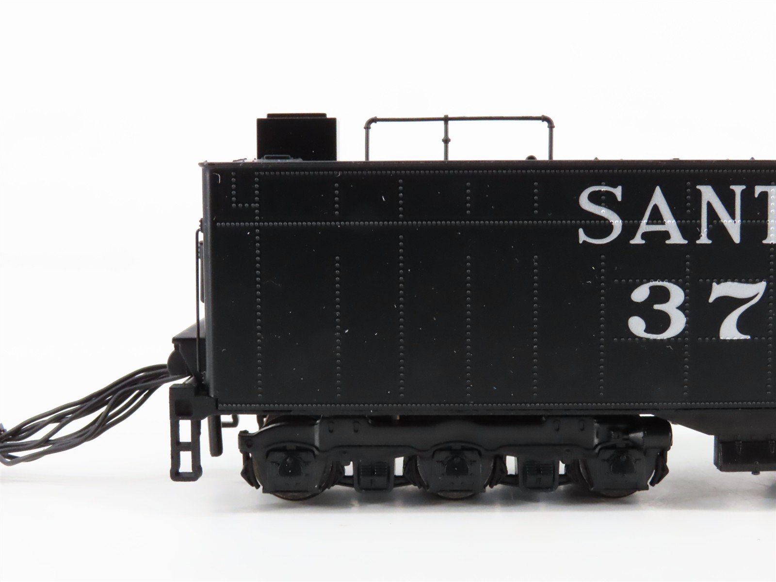 HO Scale Broadway Limited BLI 4593 ATSF Santa Fe 4-8-4 Steam #3751 wParagon3