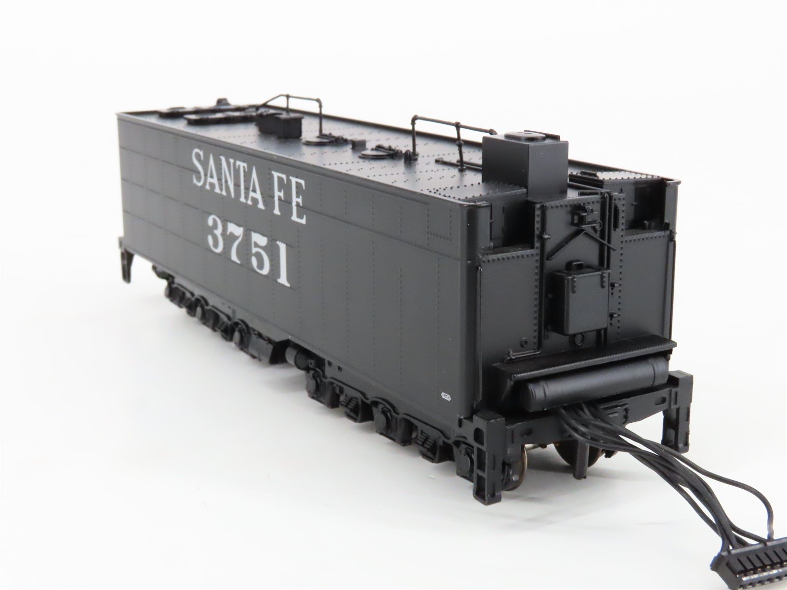 HO Scale Broadway Limited BLI 4593 ATSF Santa Fe 4-8-4 Steam #3751 wParagon3