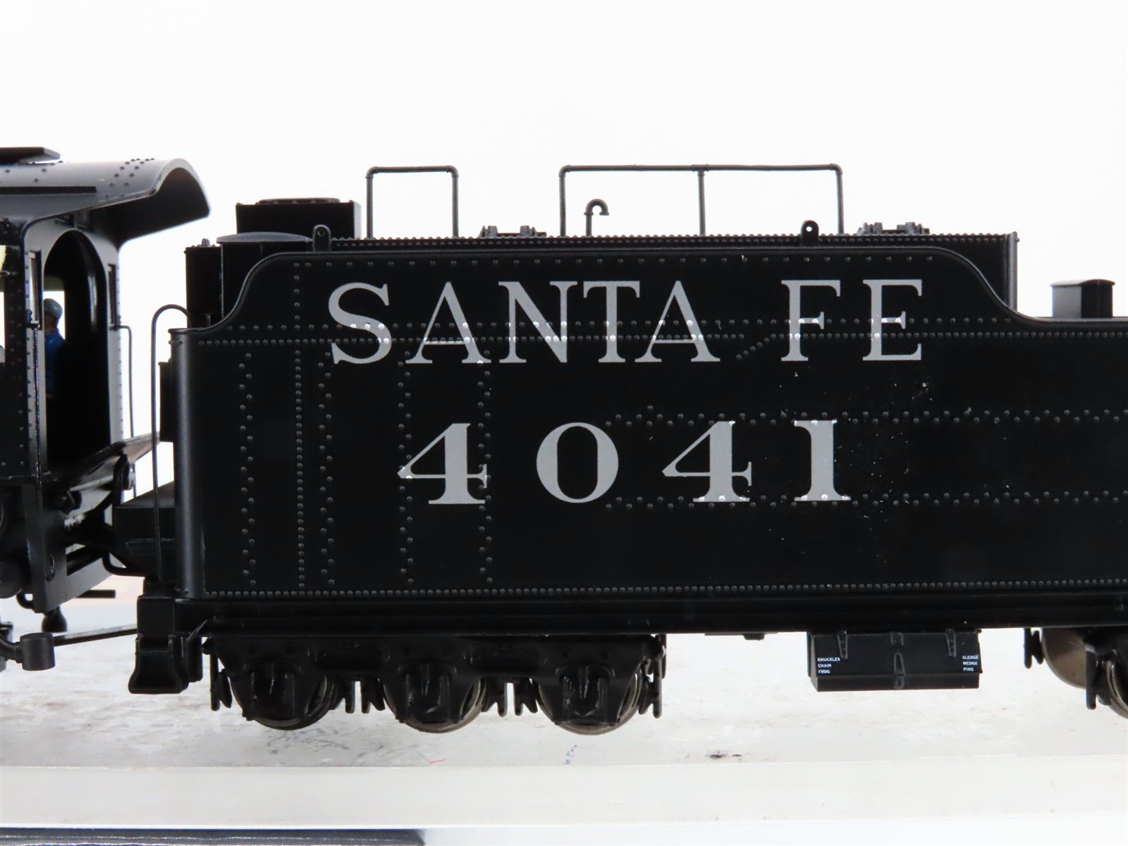 HO Scale Broadway Limited BLI 4761 ATSF Santa Fe 2-8-2 Steam #4041 wParagon4