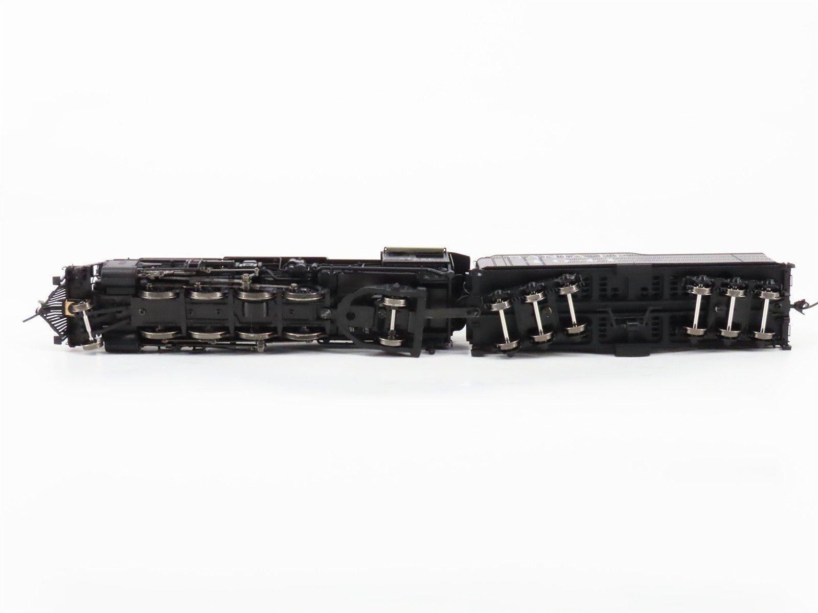 HO Scale Broadway Limited BLI 4761 ATSF Santa Fe 2-8-2 Steam #4041 wParagon4