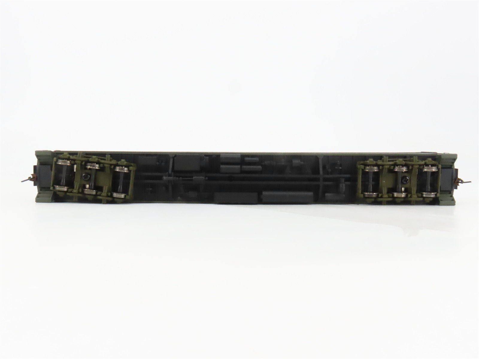 HO Scale Walthers 932-10402 ATSF Santa Fe Pullman Heavyweight Passenger Car
