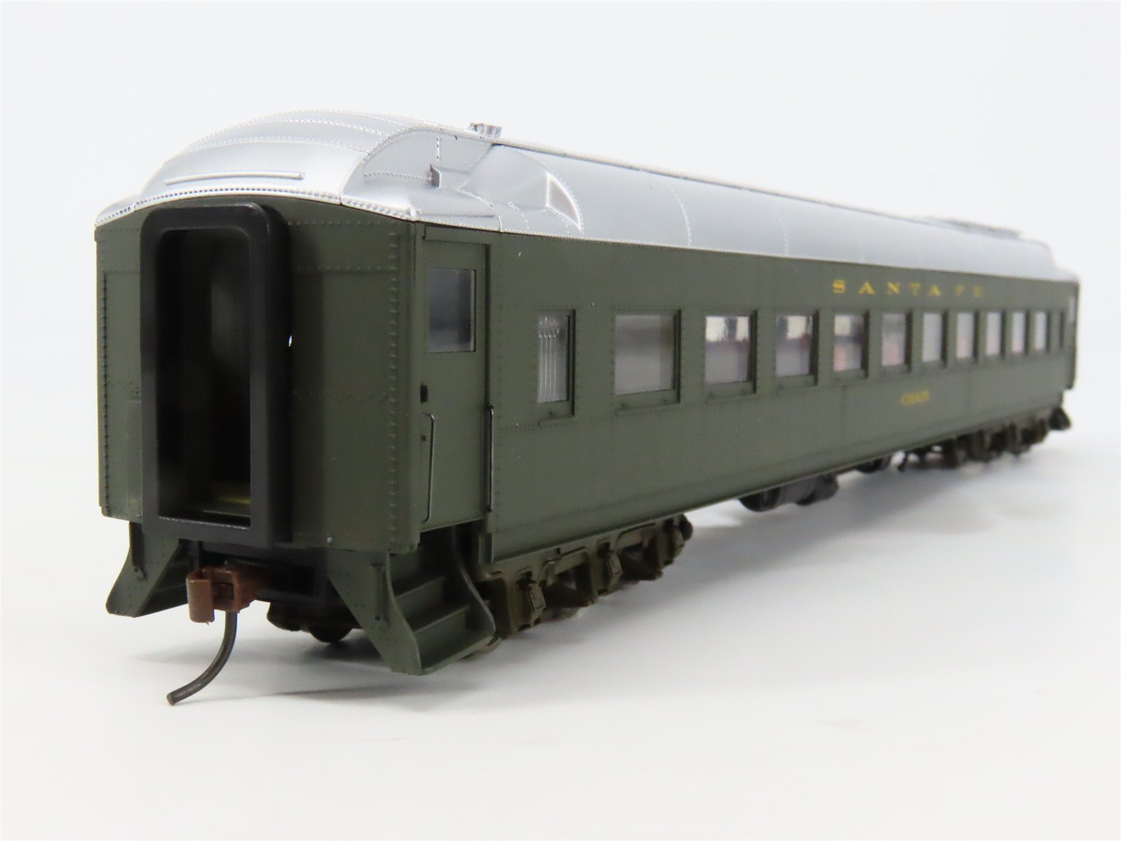 HO Scale Walthers 932-10352 ATSF Santa Fe Heavyweight Chair Passenger Car