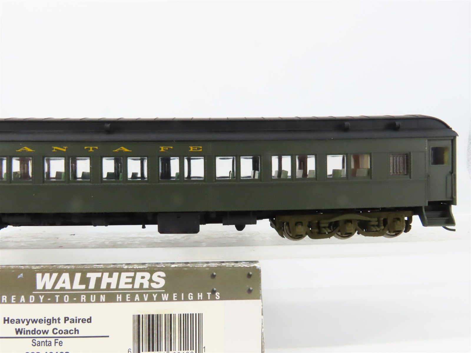 HO Scale Walthers 932-10102 ATSF Santa Fe Heavyweight Window Coach Passenger