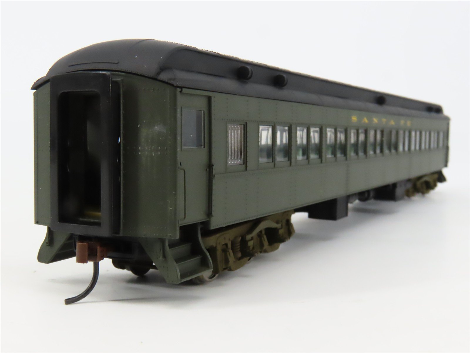 HO Scale Walthers 932-10102 ATSF Santa Fe Heavyweight Window Coach Passenger