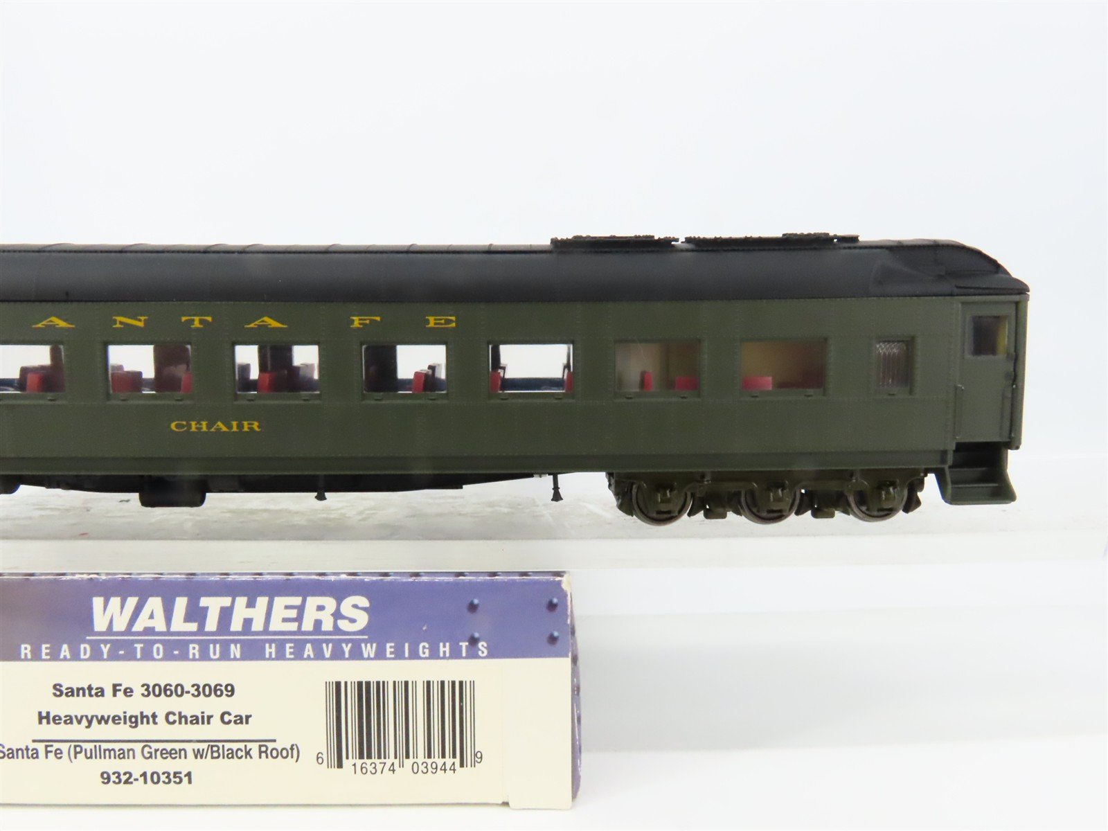 HO Scale Walthers 932-10351 ATSF Santa Fe Heavyweight Chair Passenger Car