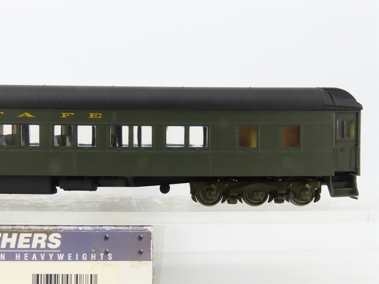 HO Scale Walthers 932-10202 ATSF Santa Fe Pullman Heavyweight Passenger Car
