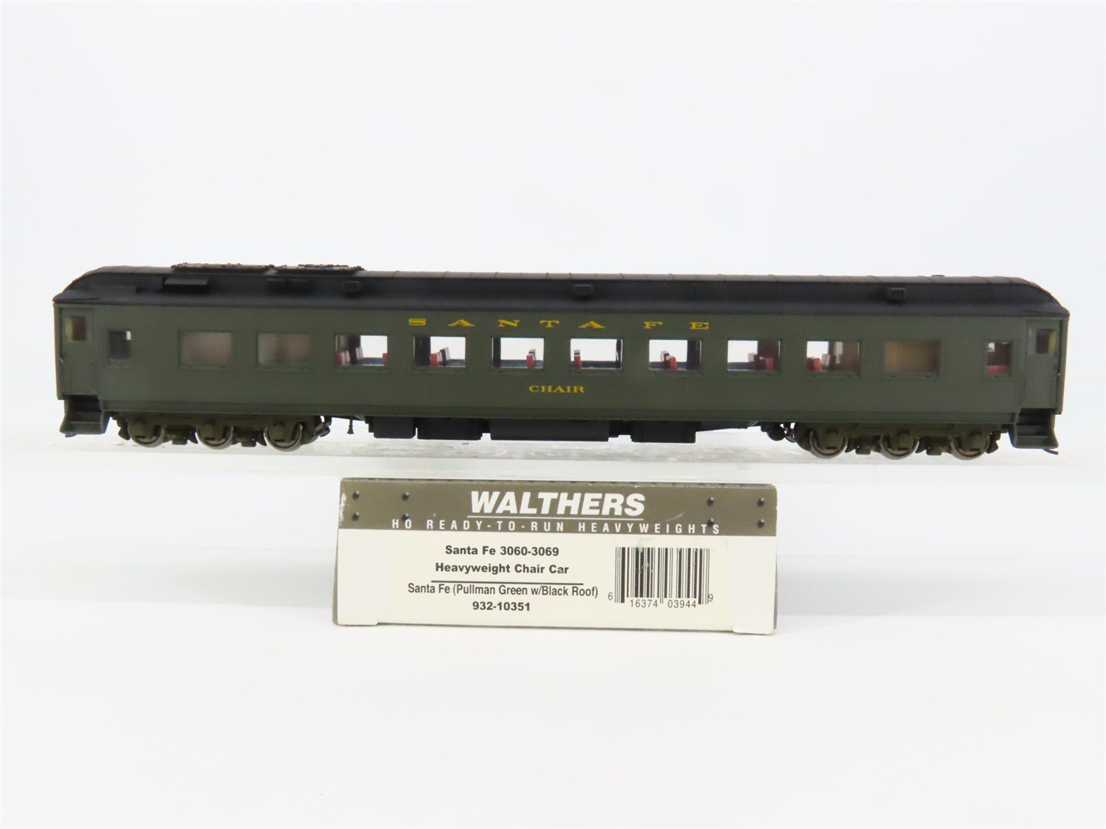 HO Scale Walthers 932-10351 ATSF Santa Fe Heavyweight Chair Passenger Car