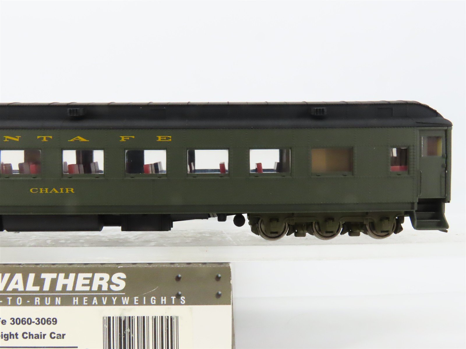 HO Scale Walthers 932-10351 ATSF Santa Fe Heavyweight Chair Passenger Car