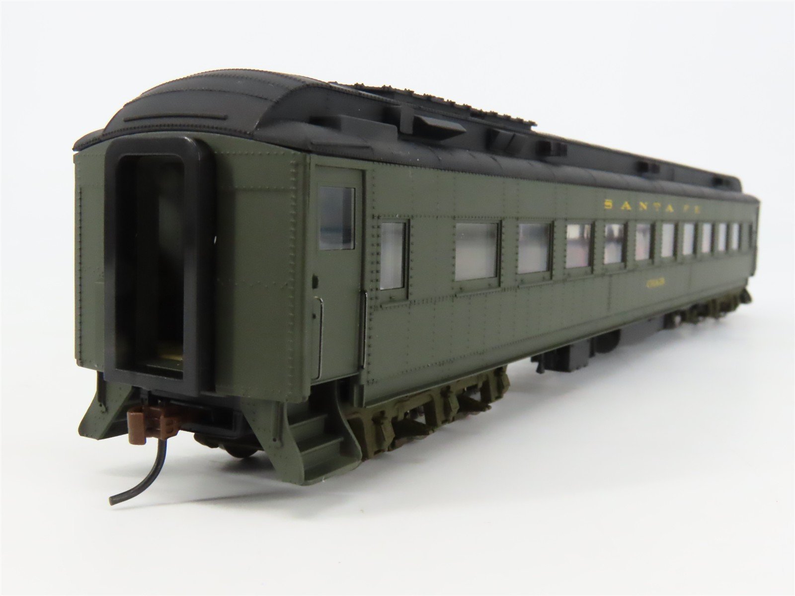 HO Scale Walthers 932-10351 ATSF Santa Fe Heavyweight Chair Passenger Car