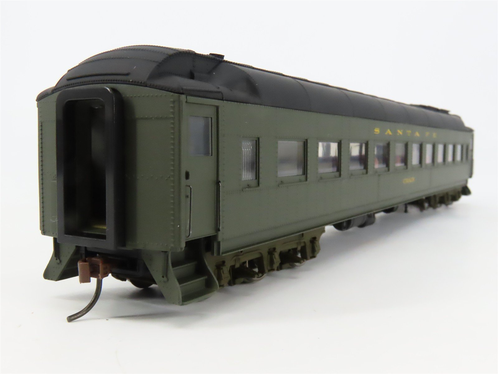 HO Scale Walthers 932-10351 ATSF Santa Fe Heavyweight Chair Passenger Car