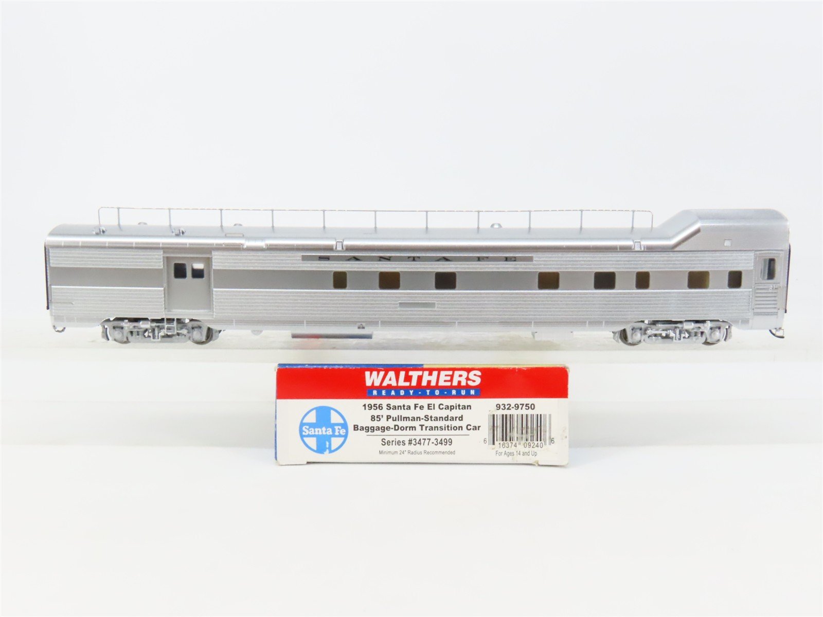 HO Scale Walthers 932-9750 ATSF Santa Fe Railroad 85' Baggage-Dorm Passenger Car
