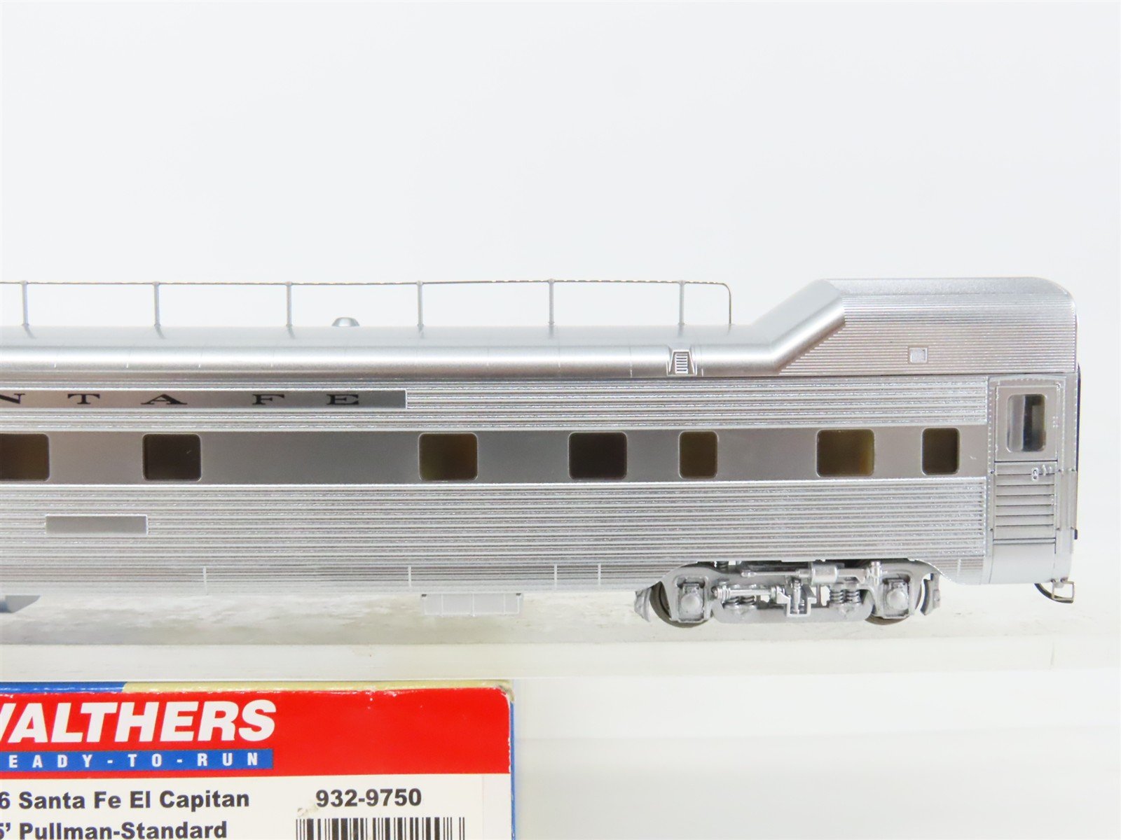HO Scale Walthers 932-9750 ATSF Santa Fe Railroad 85' Baggage-Dorm Passenger Car