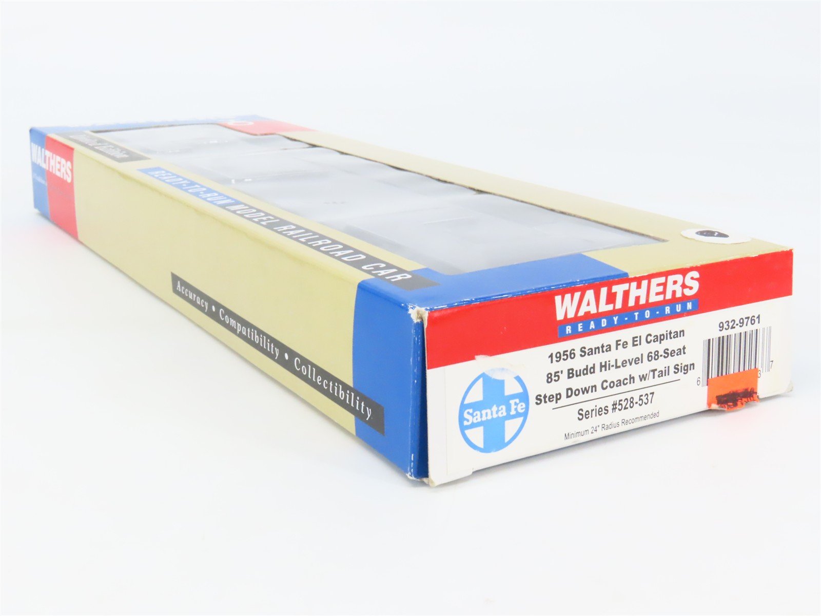 HO Scale Walthers 932-9761 ATSF Santa Fe 85' Budd Hi-Level Coach Passenger Car