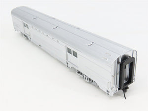 HO Scale Walthers 932-9740 ATSF Santa Fe Railroad 73' Budd Baggage Passenger Car