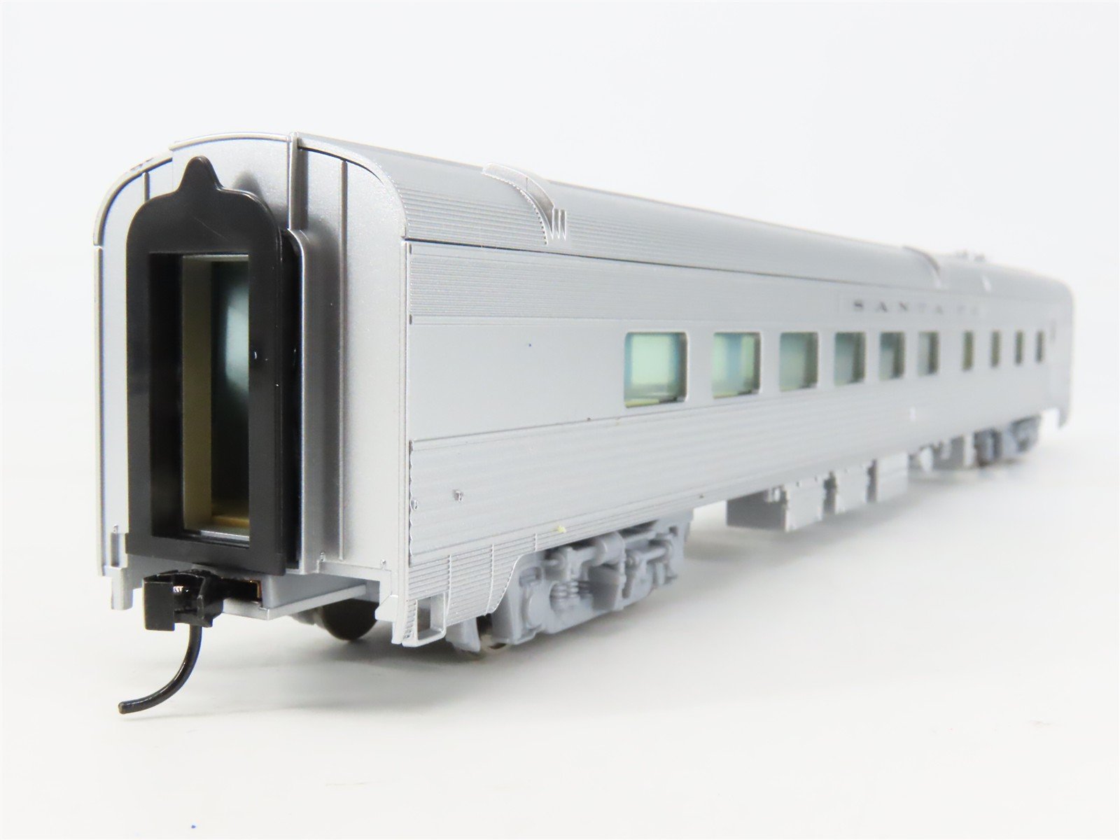 HO Scale Walthers Mainline 910-30152 ATSF Santa Fe 85' Budd Diner Passenger