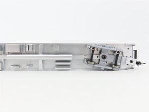 HO Scale Walthers Mainline 910-30002 ATSF Santa Fe 85' Budd Coach Passenger Car