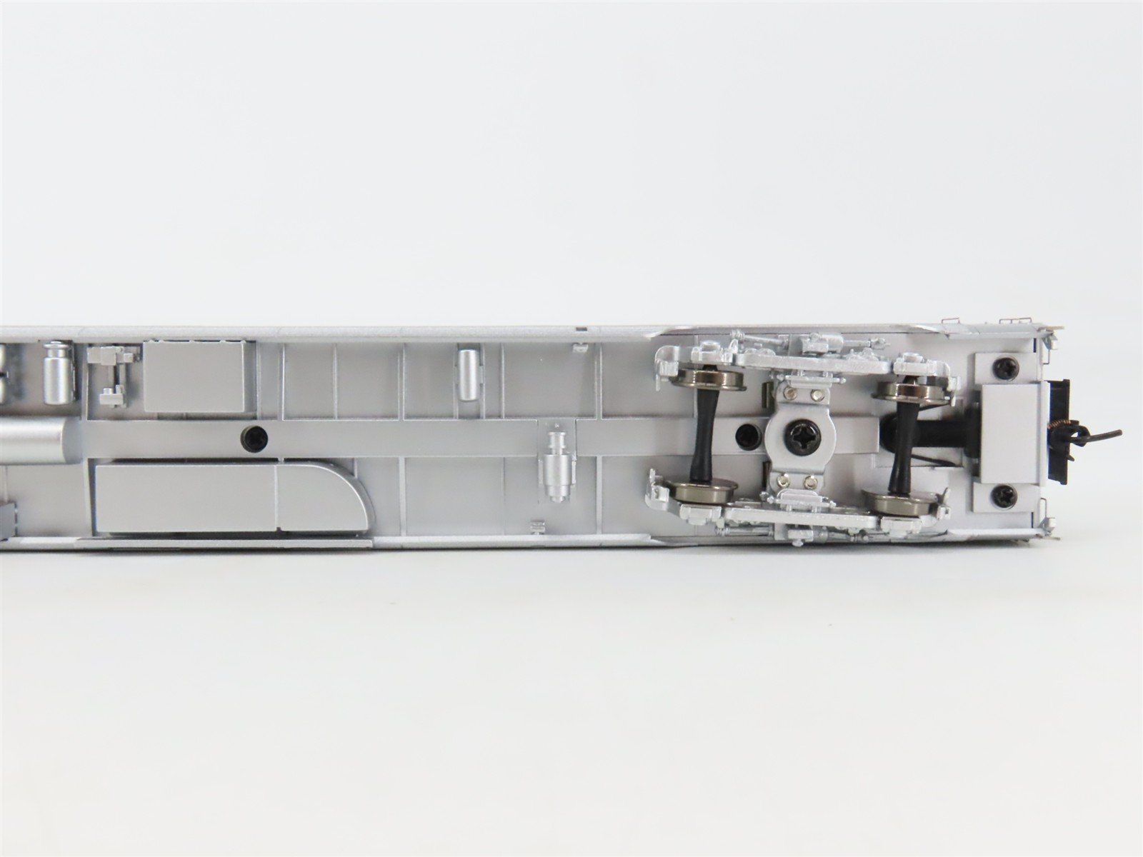 HO Scale Walthers Proto 920-16250 ATSF Santa Fe Railroad 85' Sleeper Passenger