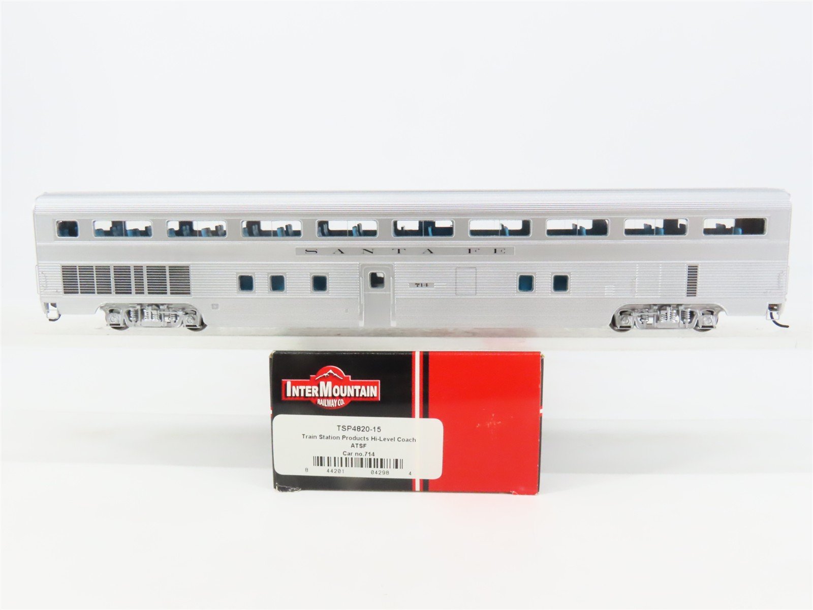 HO Scale InterMountain TSP4820-15 ATSF Santa Fe Hi-Level Coach Passenger #714