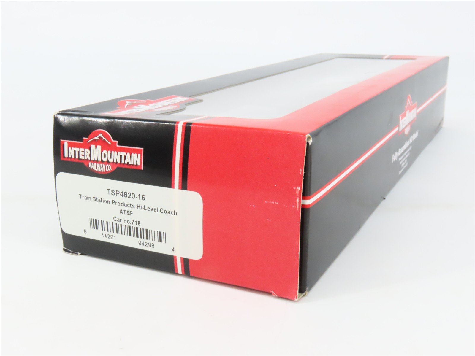 HO Scale InterMountain TSP4820-16 ATSF Santa Fe Hi-Level Coach Passenger #718