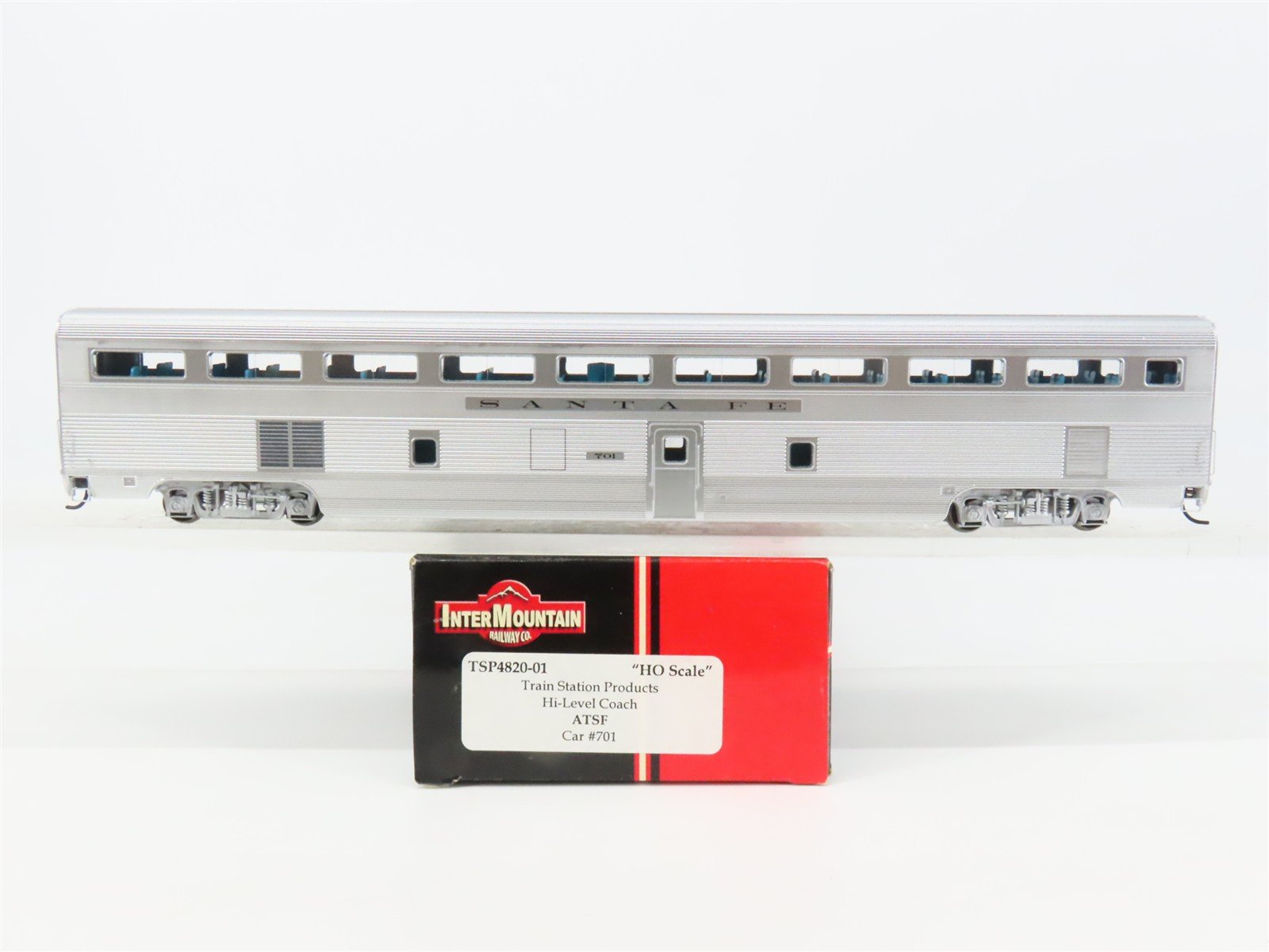 HO Scale InterMountain TSP4820-01 ATSF Santa Fe Hi-Level Coach Passenger #701