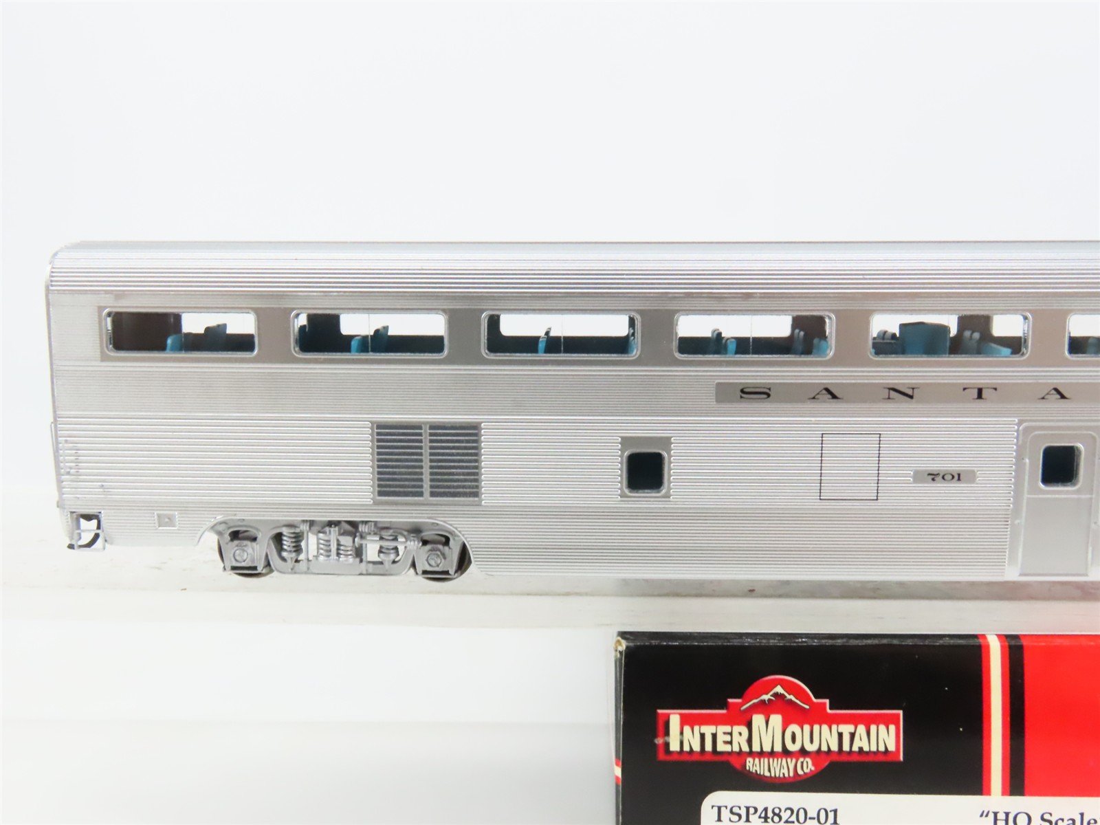 HO Scale InterMountain TSP4820-01 ATSF Santa Fe Hi-Level Coach Passenger #701